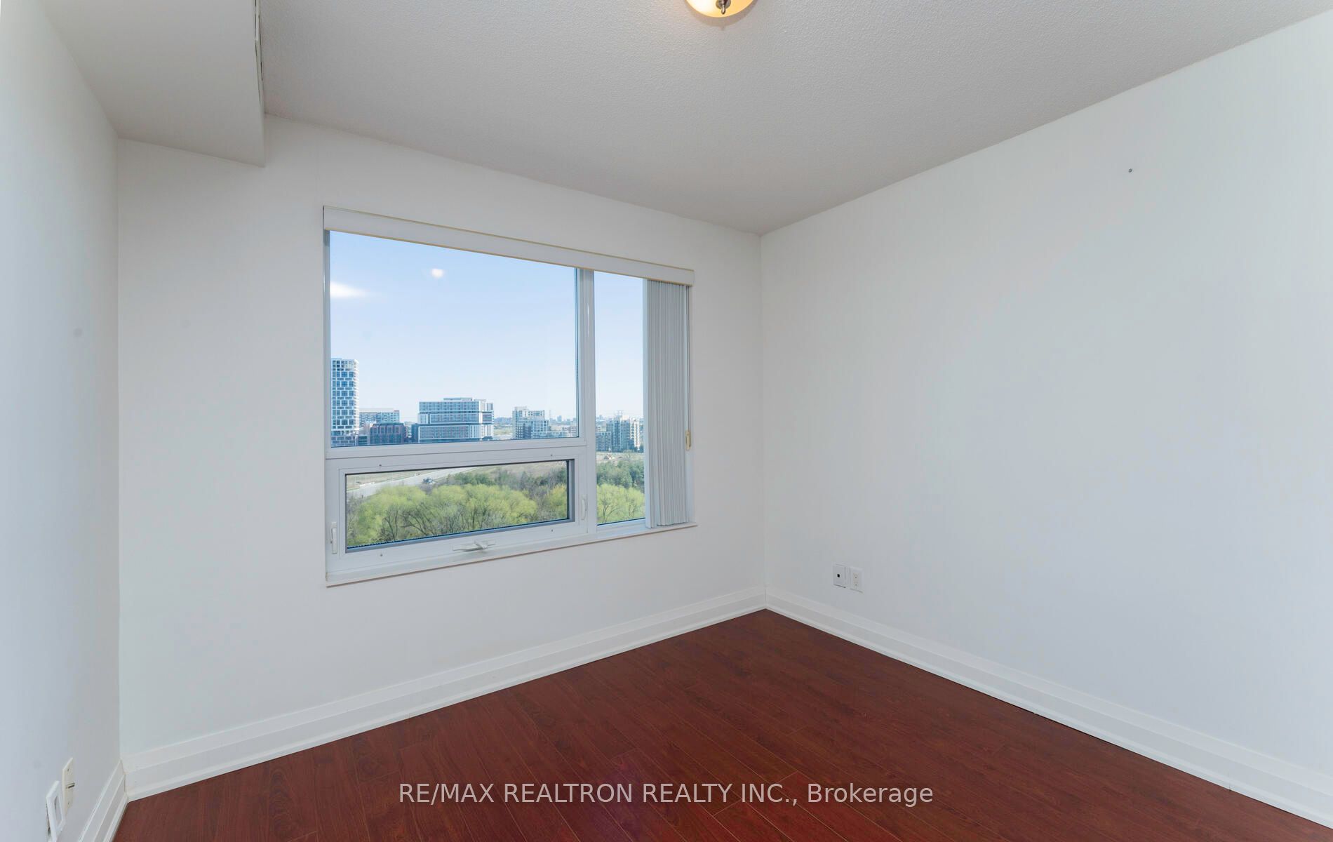1 Uptown Drive, #1603