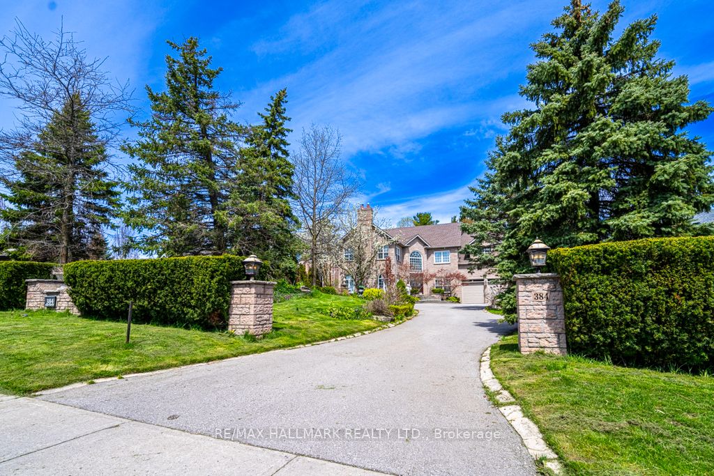 384 Kennedy St W
