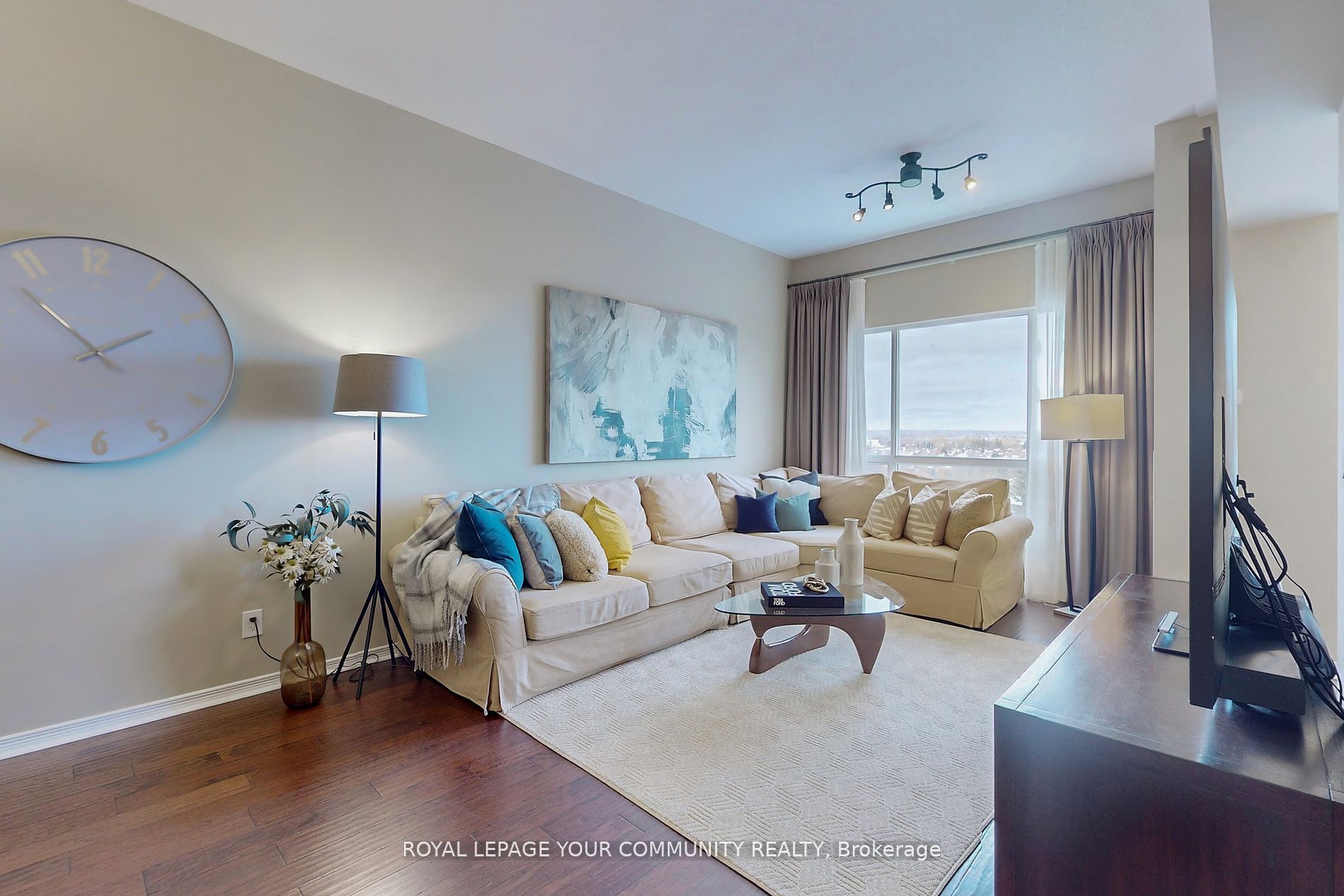 2 Maison Parc Crt, #821
