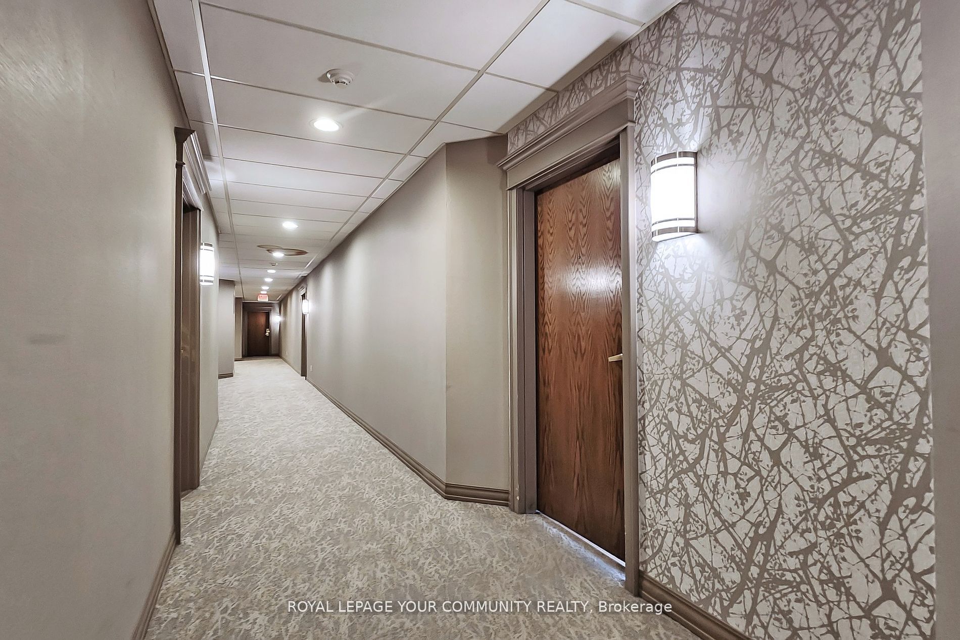 2 Maison Parc Crt, #821