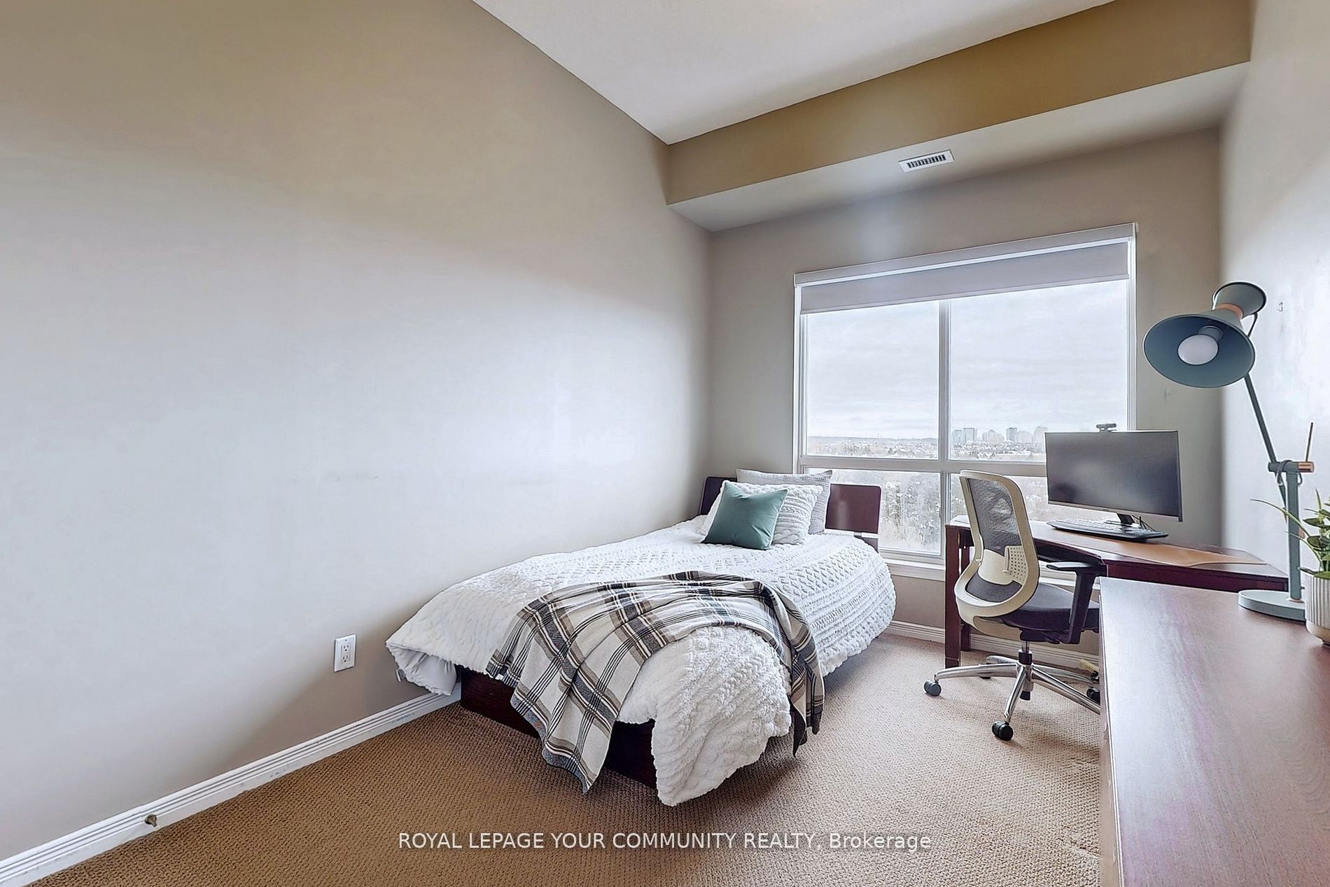 2 Maison Parc Crt, #821