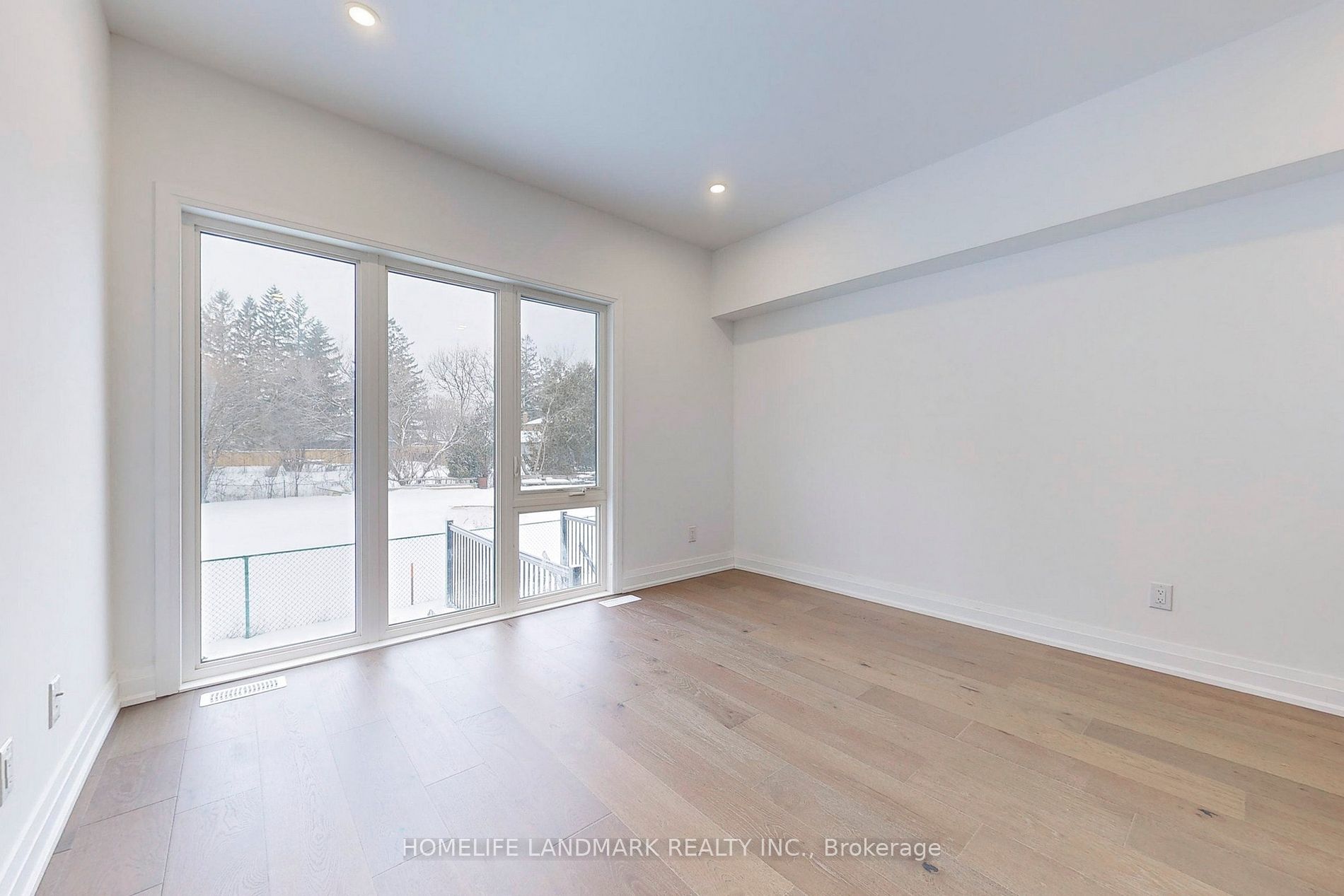22 Persica Street #Lower