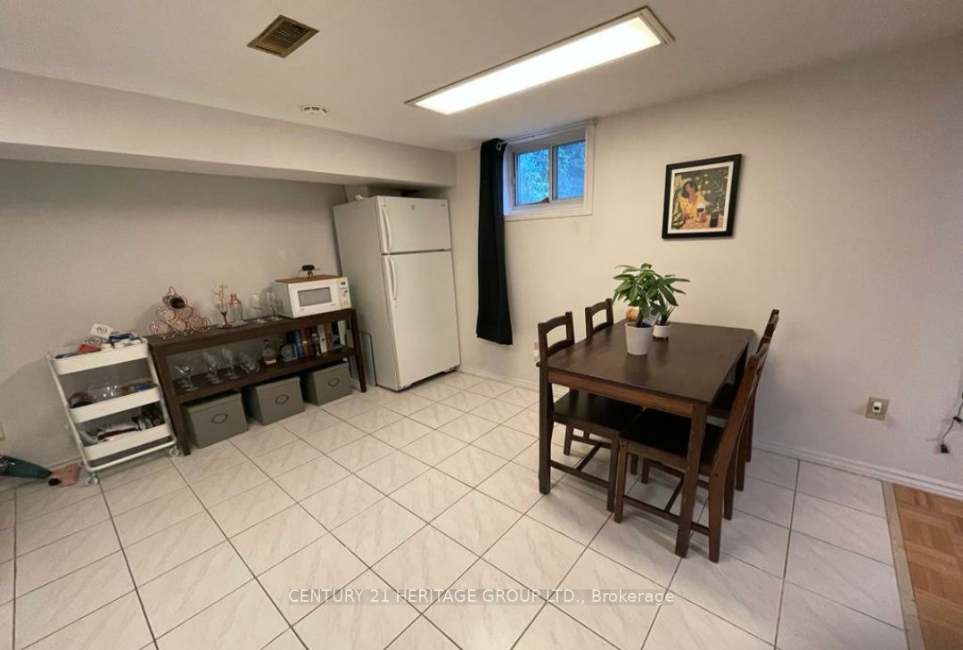 231 Blue Grass Boulevard