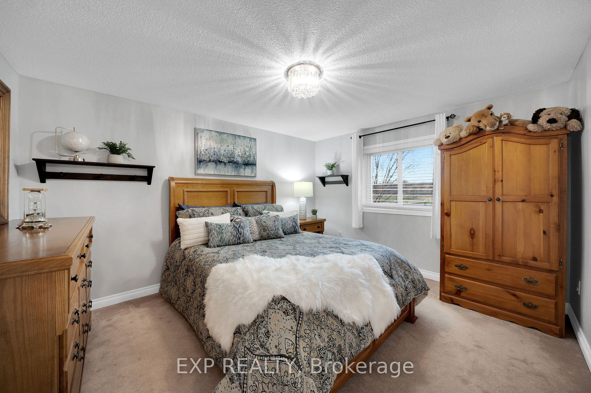 17435 8th Concession Road
