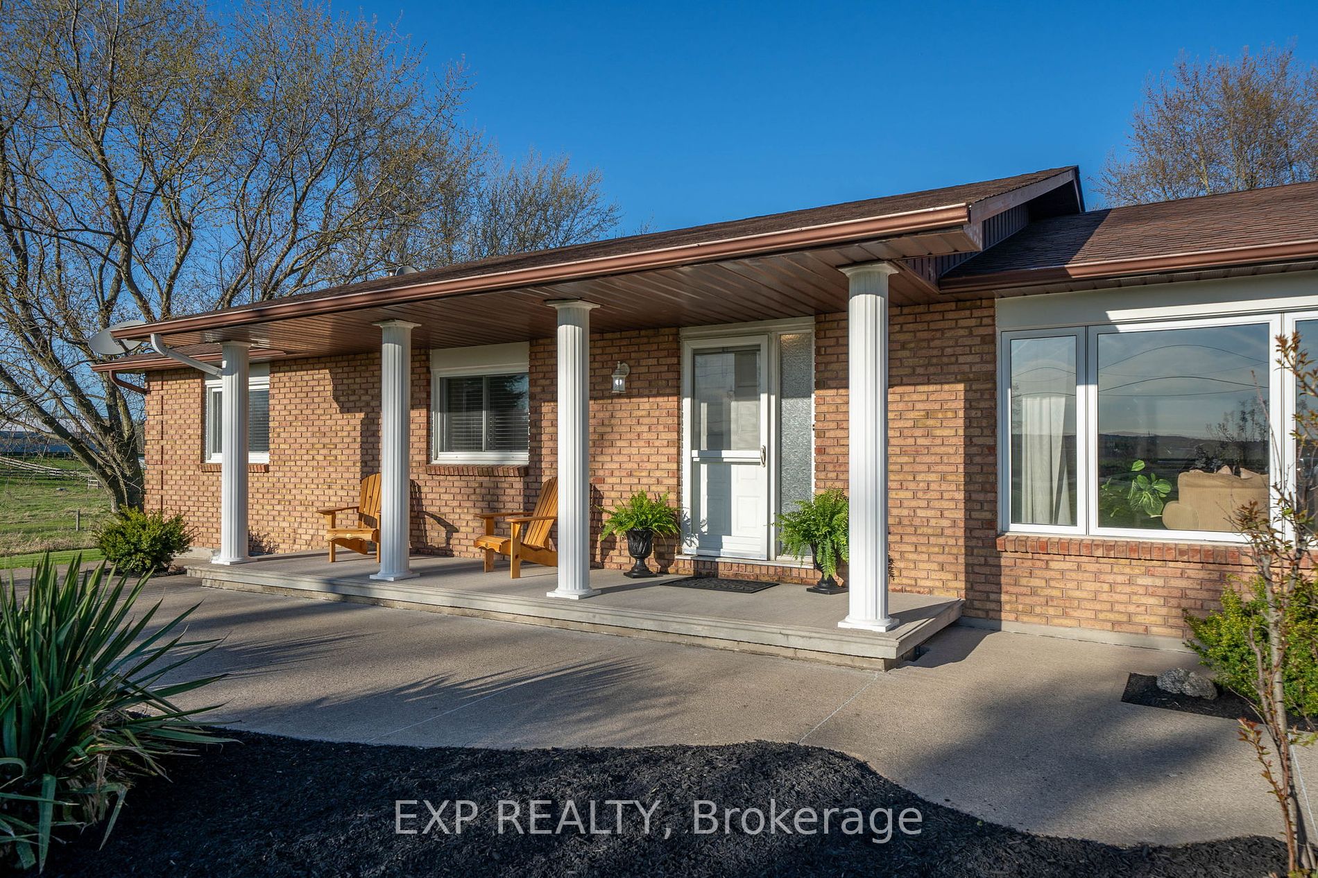 17435 8th Concession Road