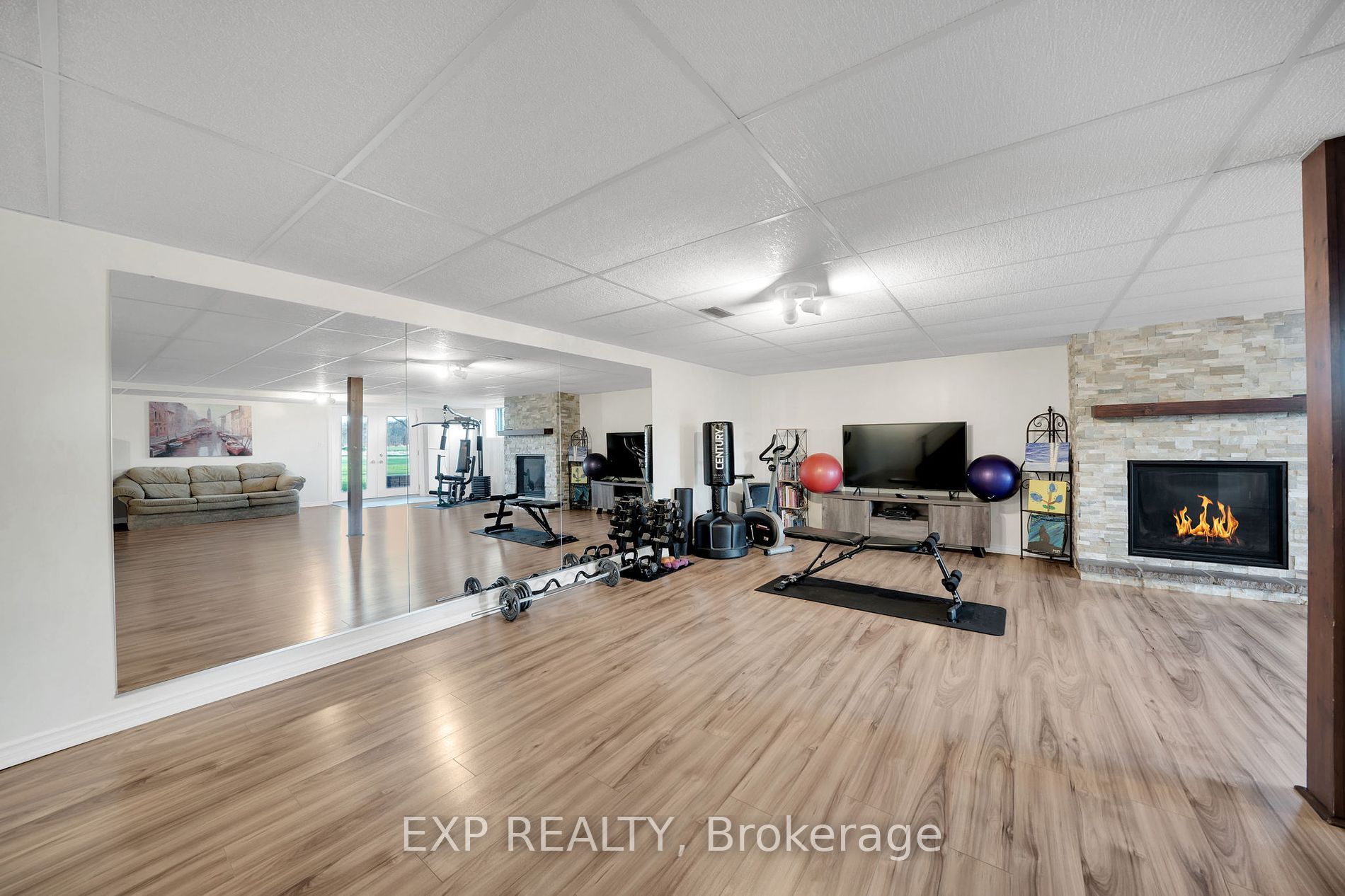 17435 8th Concession Road