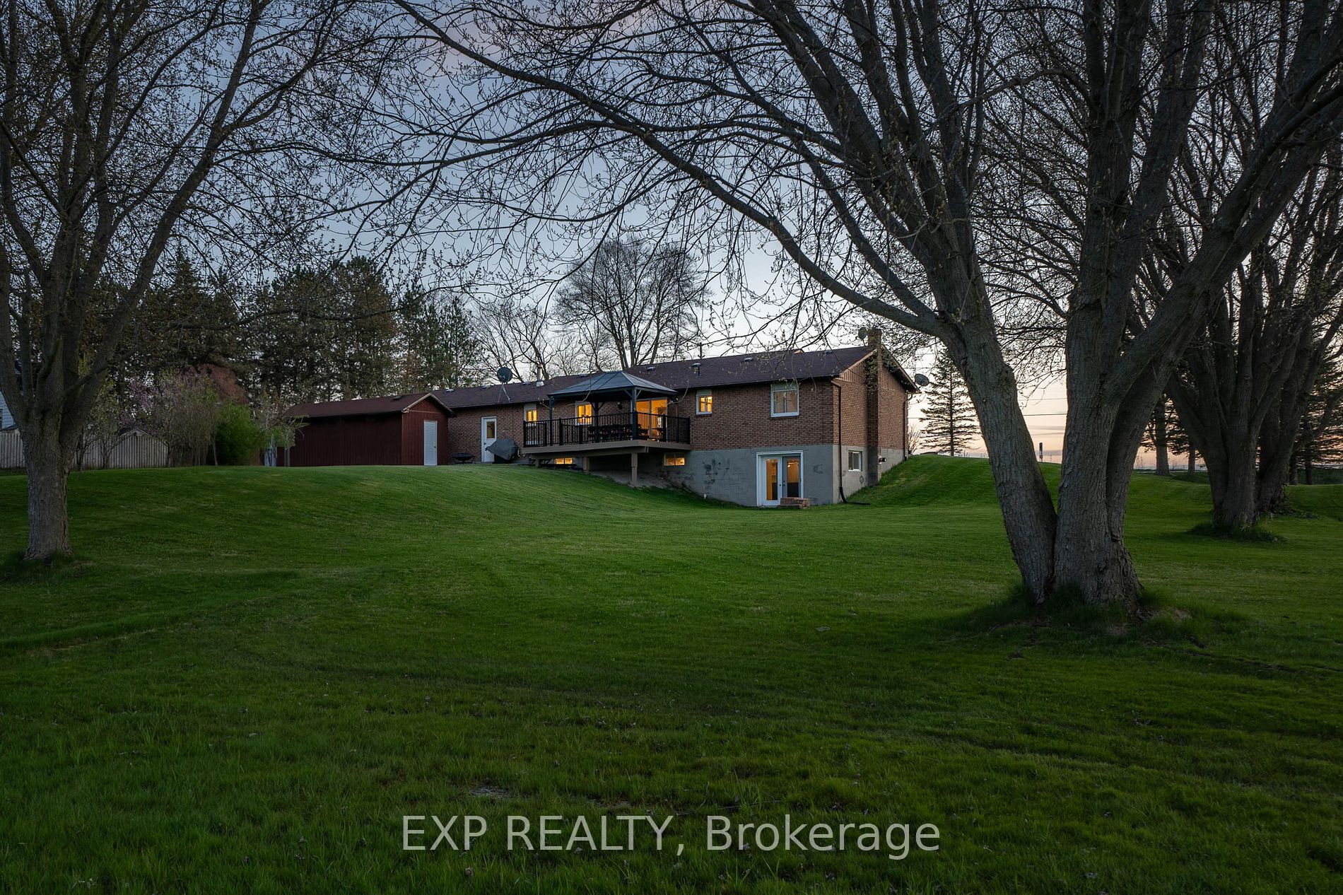 17435 8th Concession Road