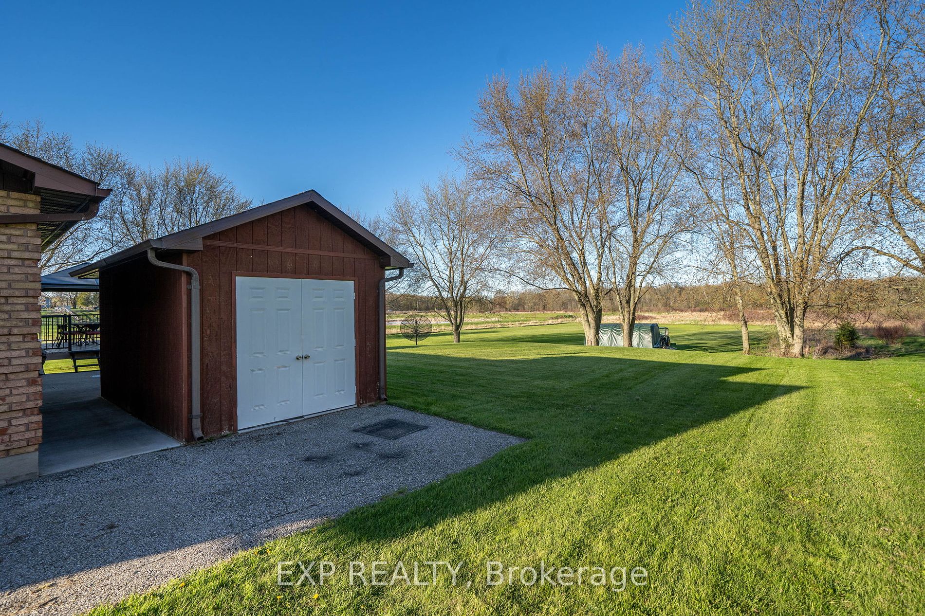 17435 8th Concession Road