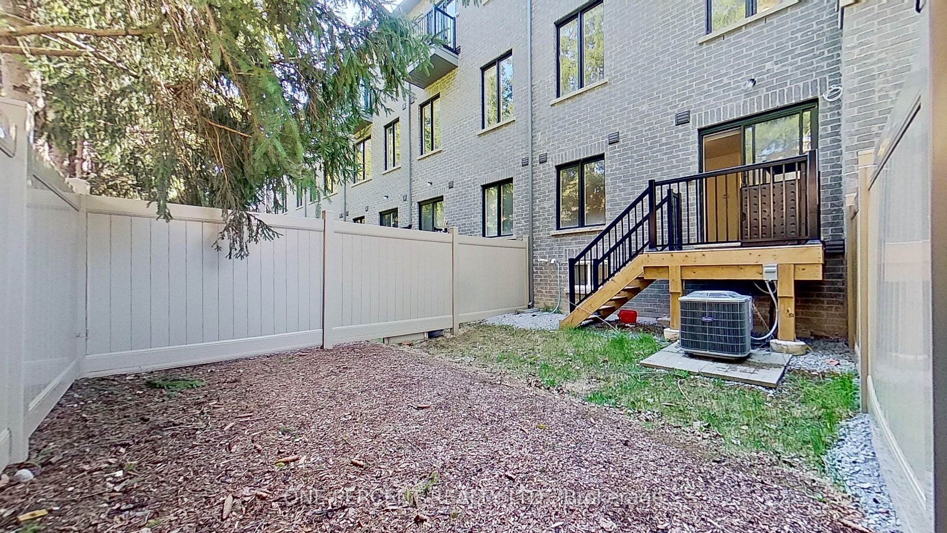 54 Pantheon Lane