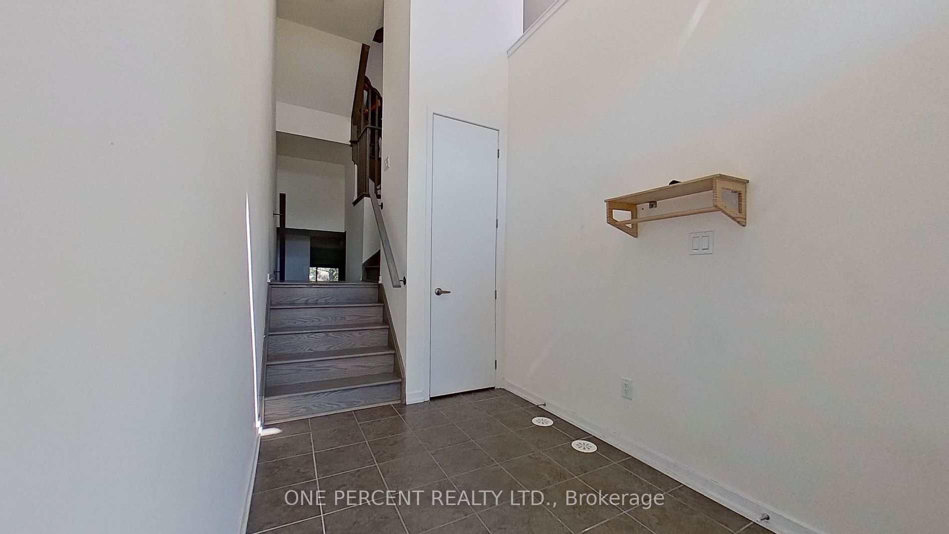54 Pantheon Lane