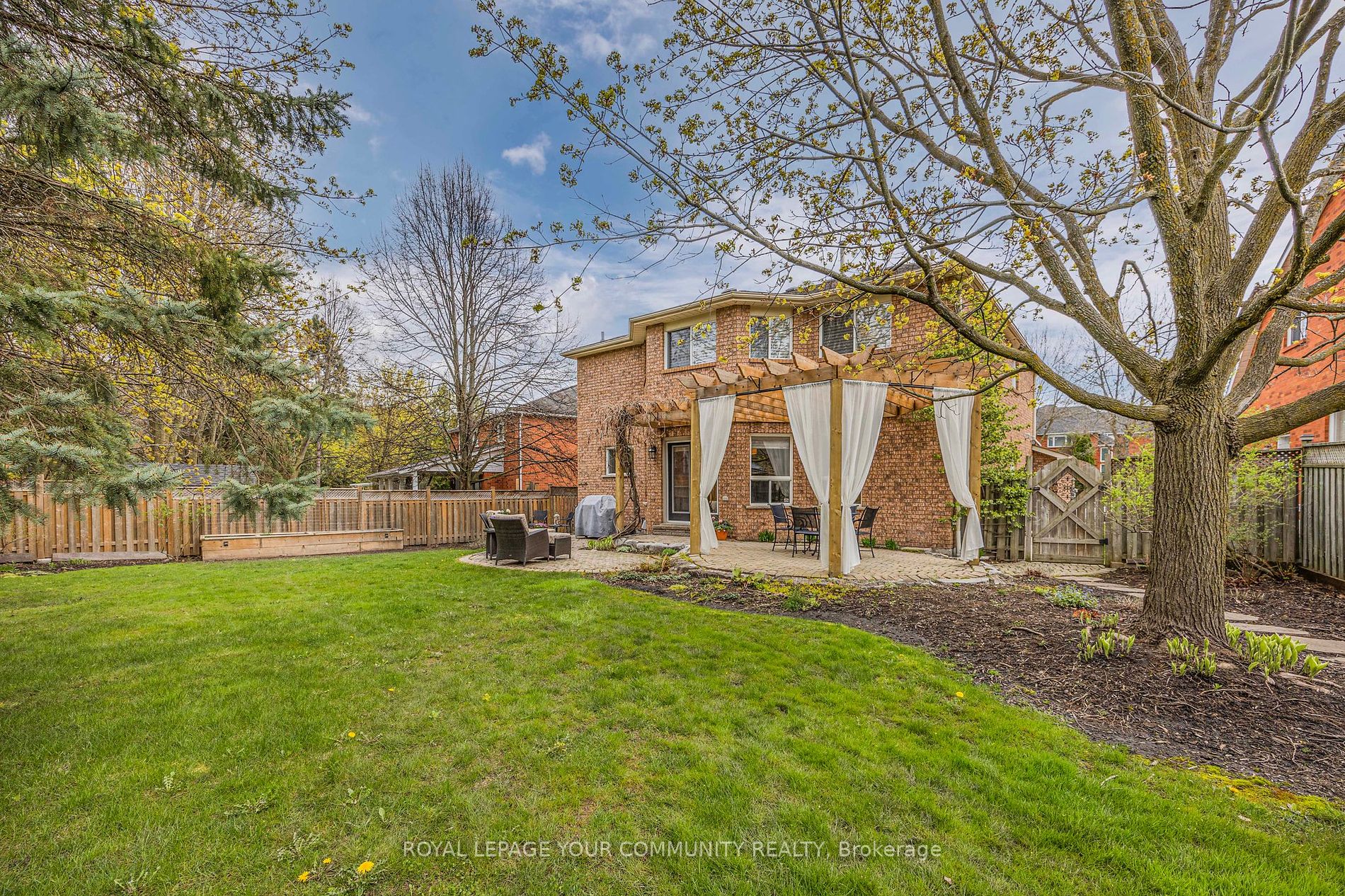 80 Spence Dr