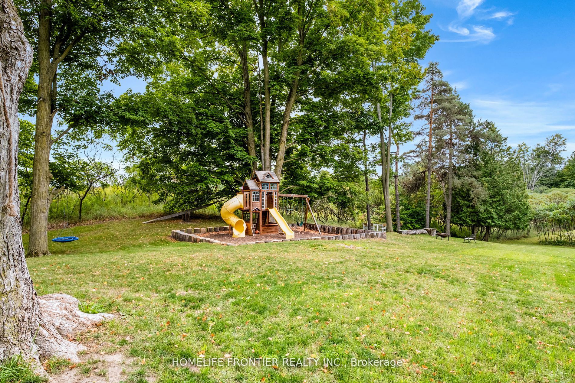 7483 5th Side Road