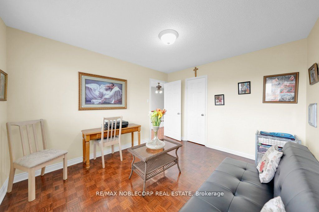 70 Lime Dr