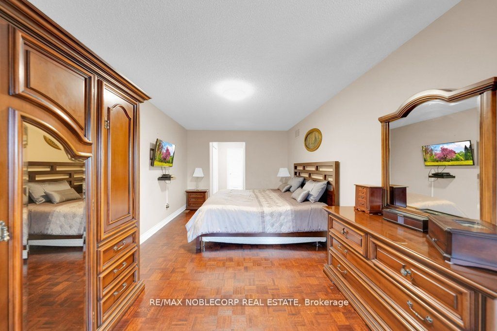 70 Lime Dr