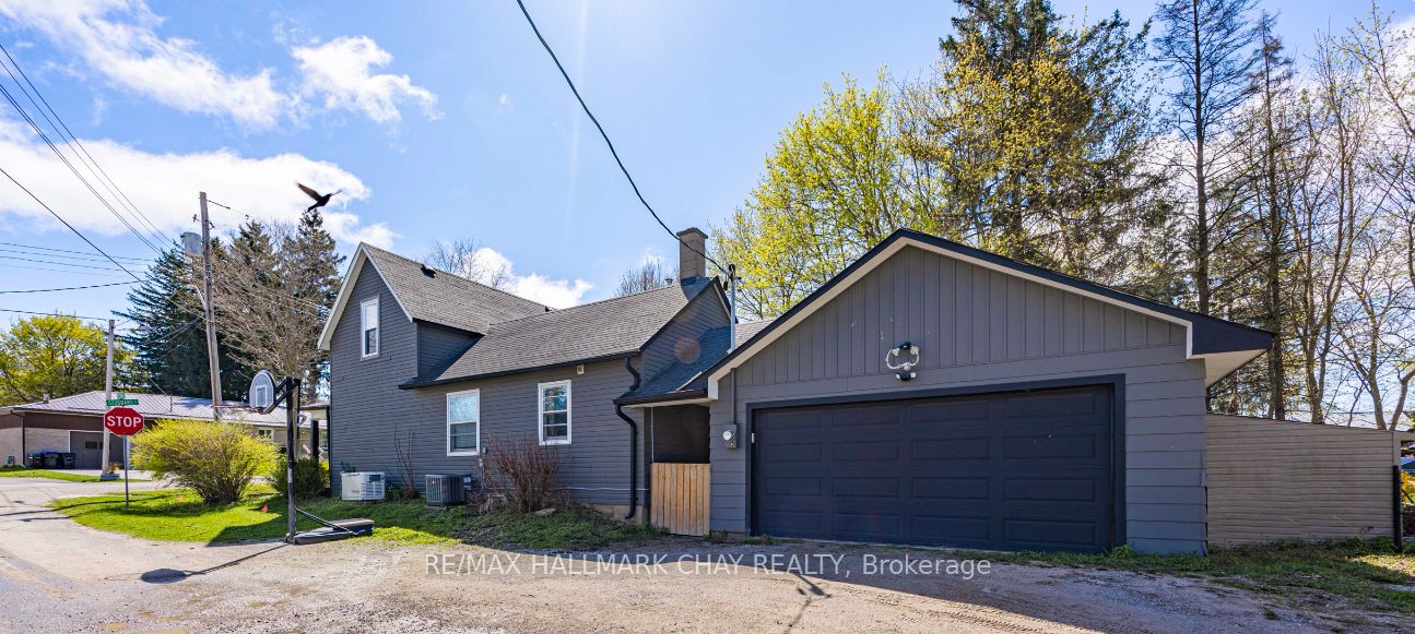 7 Stoddart St