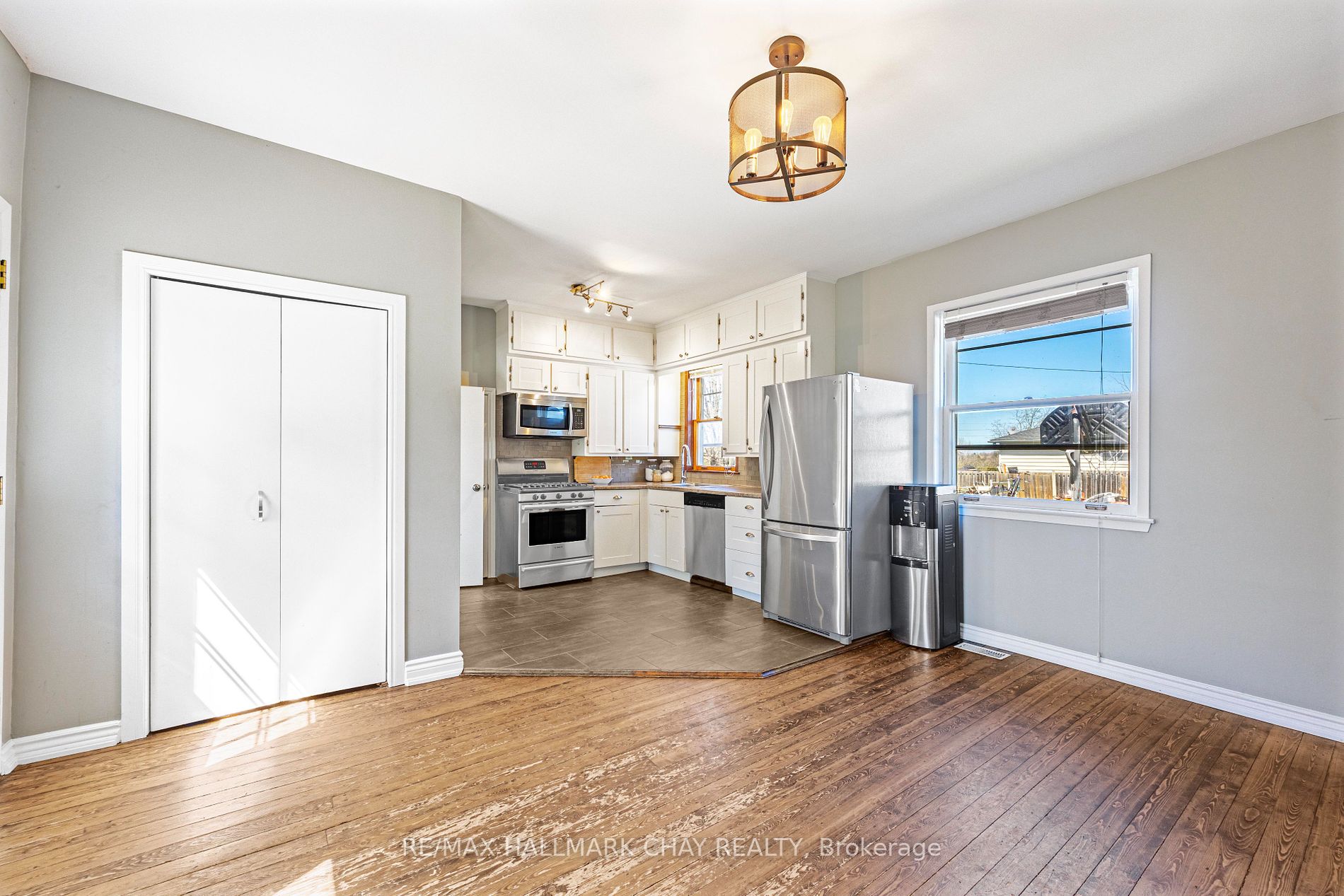 7 Stoddart St