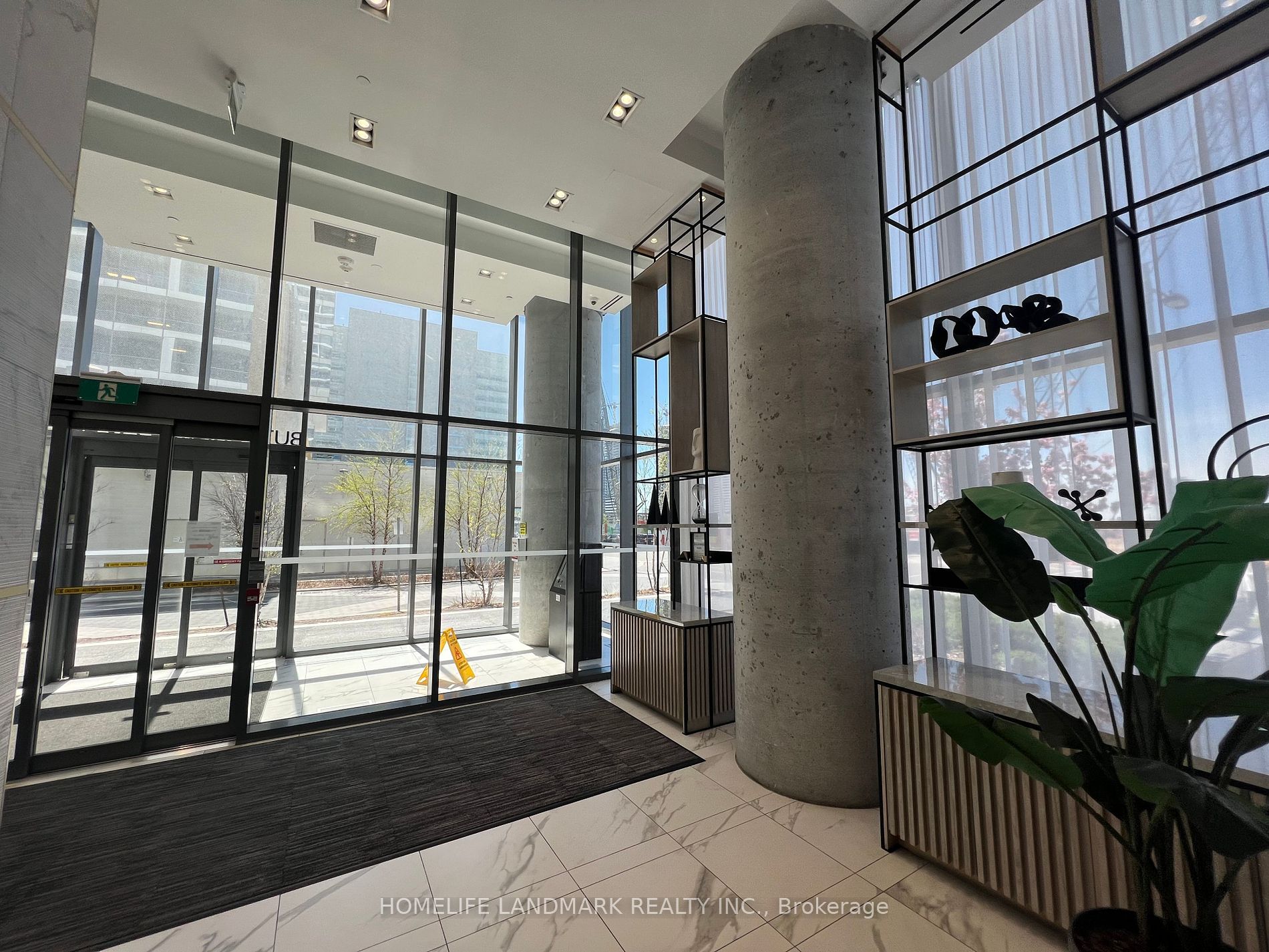 5 Buttermill Ave, #3702