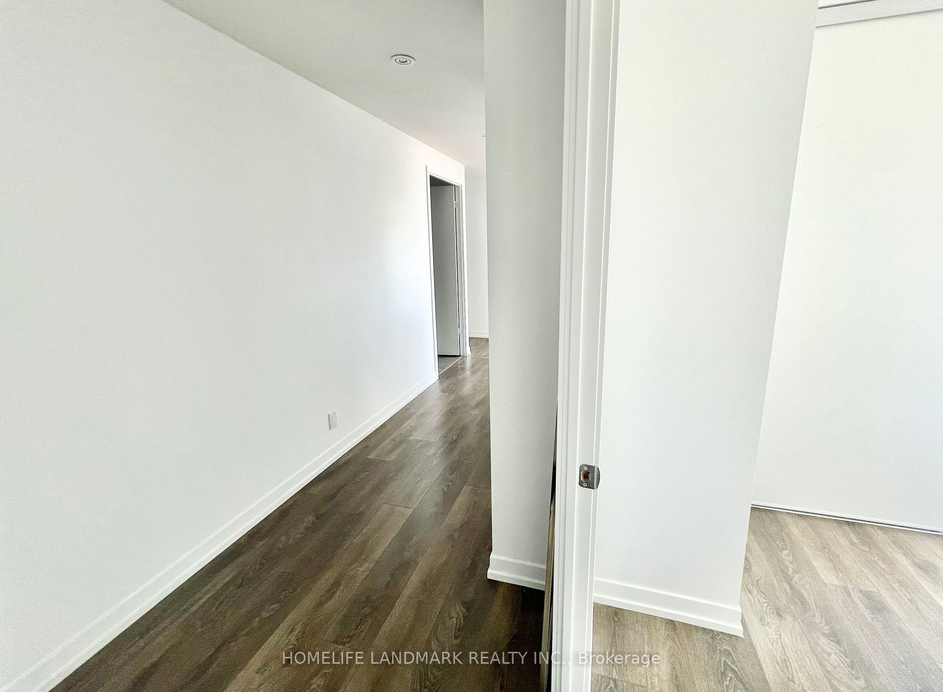 5 Buttermill Ave, #3702