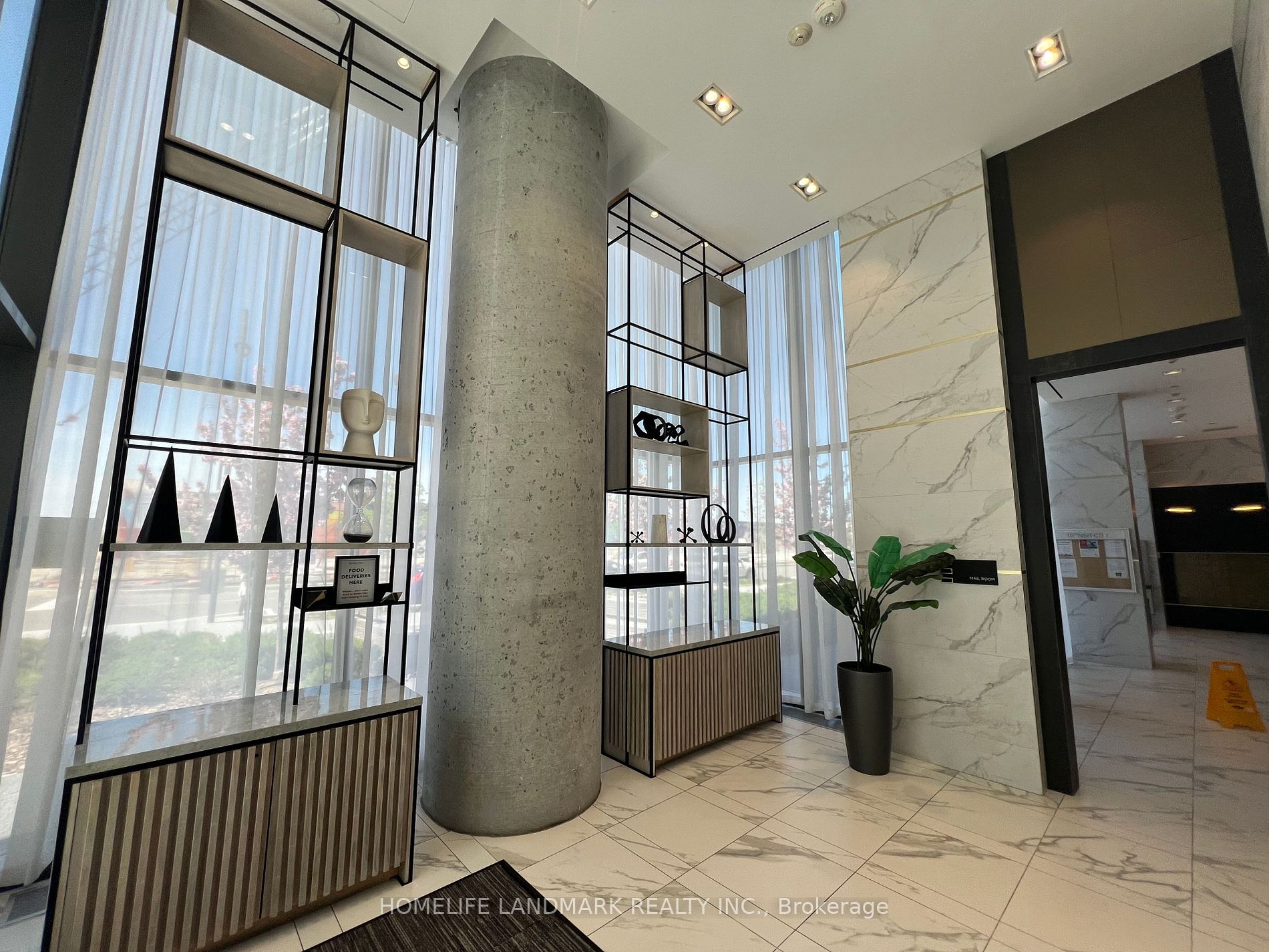 5 Buttermill Ave, #3702