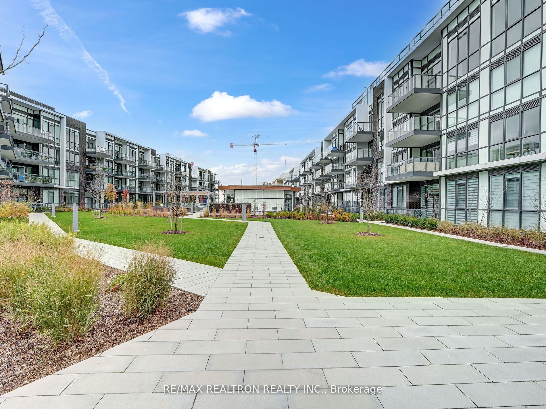 415 Sea Ray Ave, #327