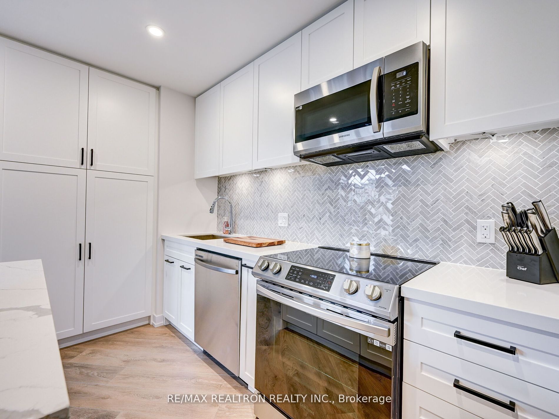 415 Sea Ray Ave, #327