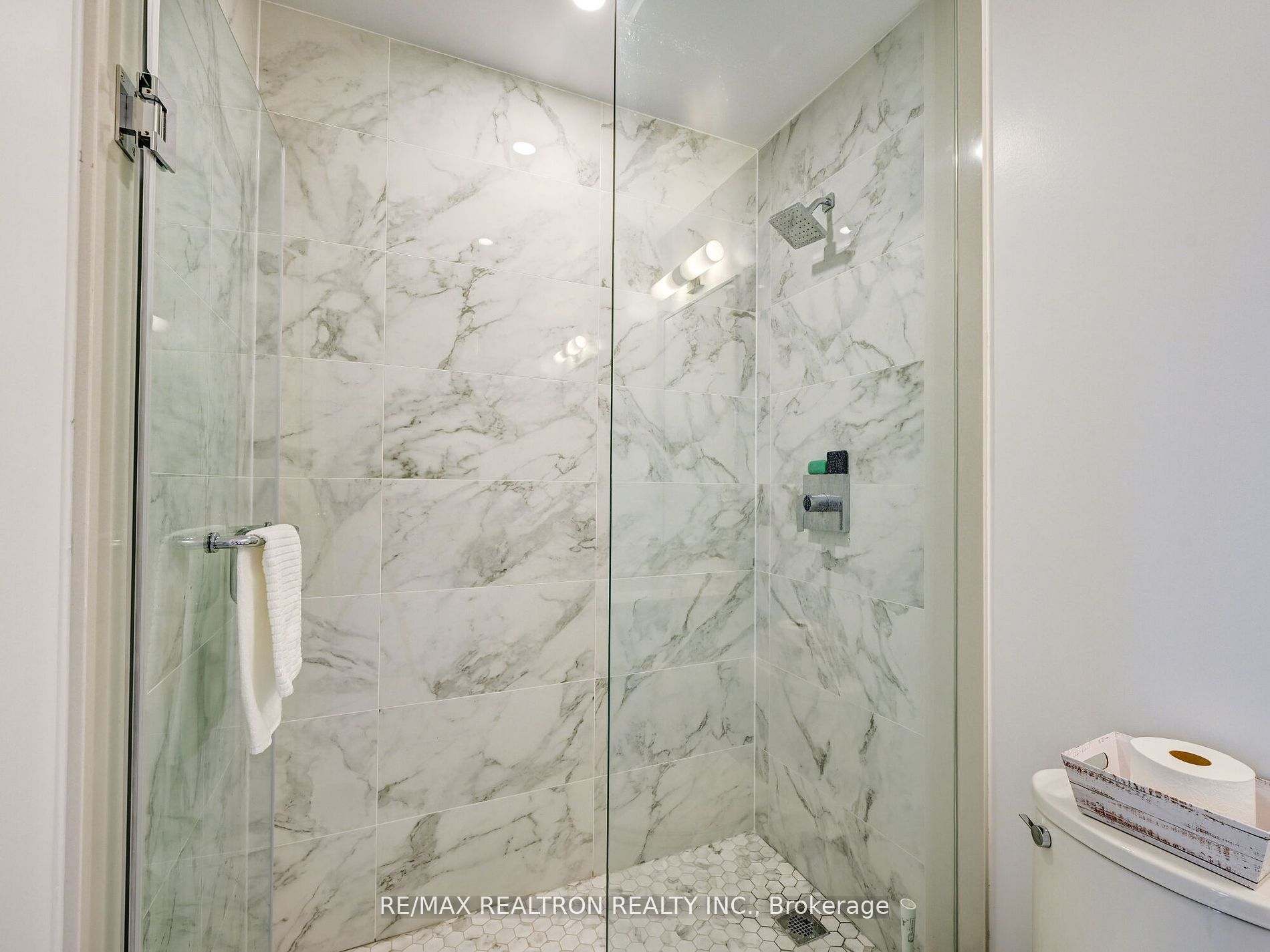 415 Sea Ray Ave, #327
