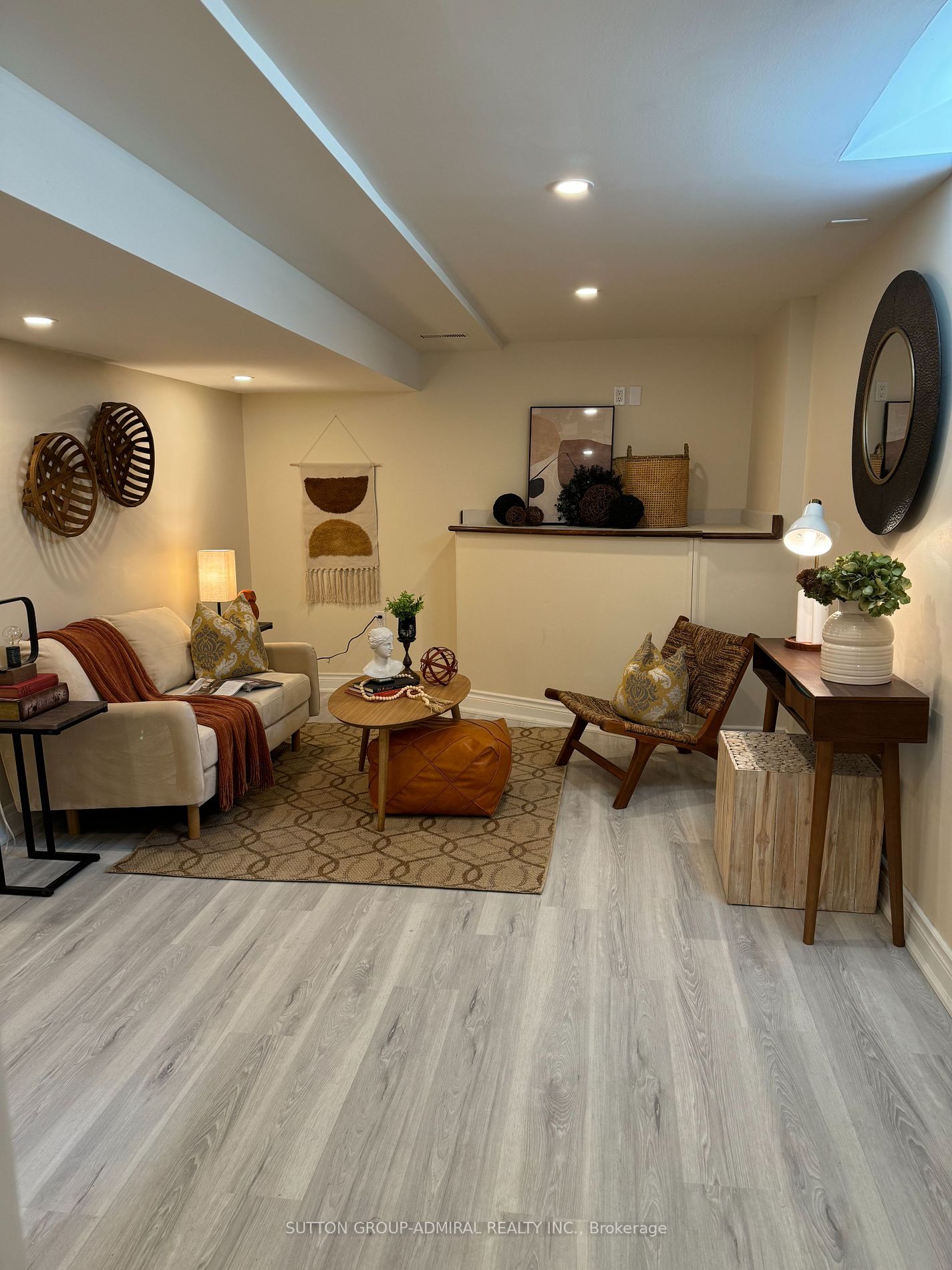 248 Crossland Gate #Room 2