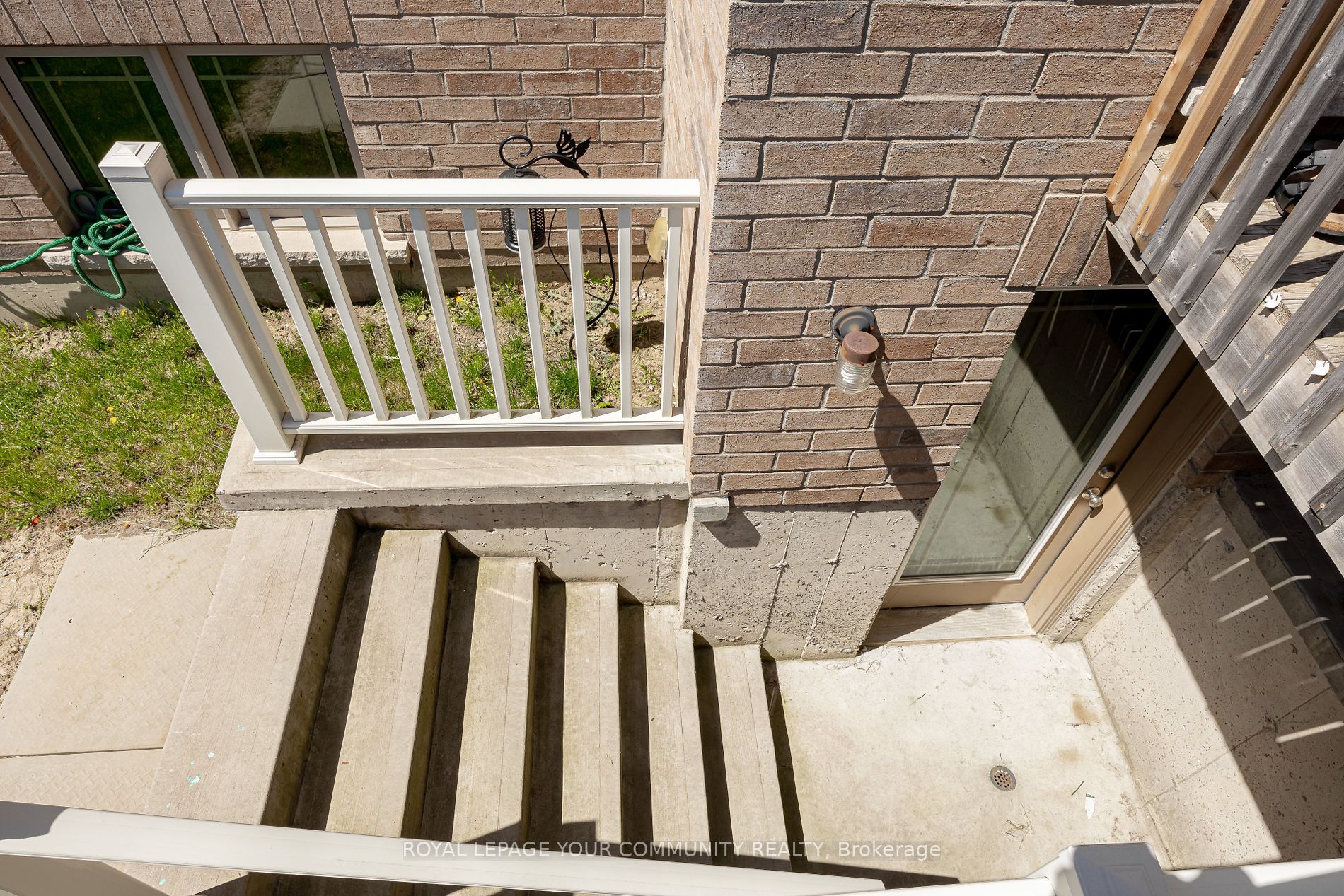 7 Turner Dr