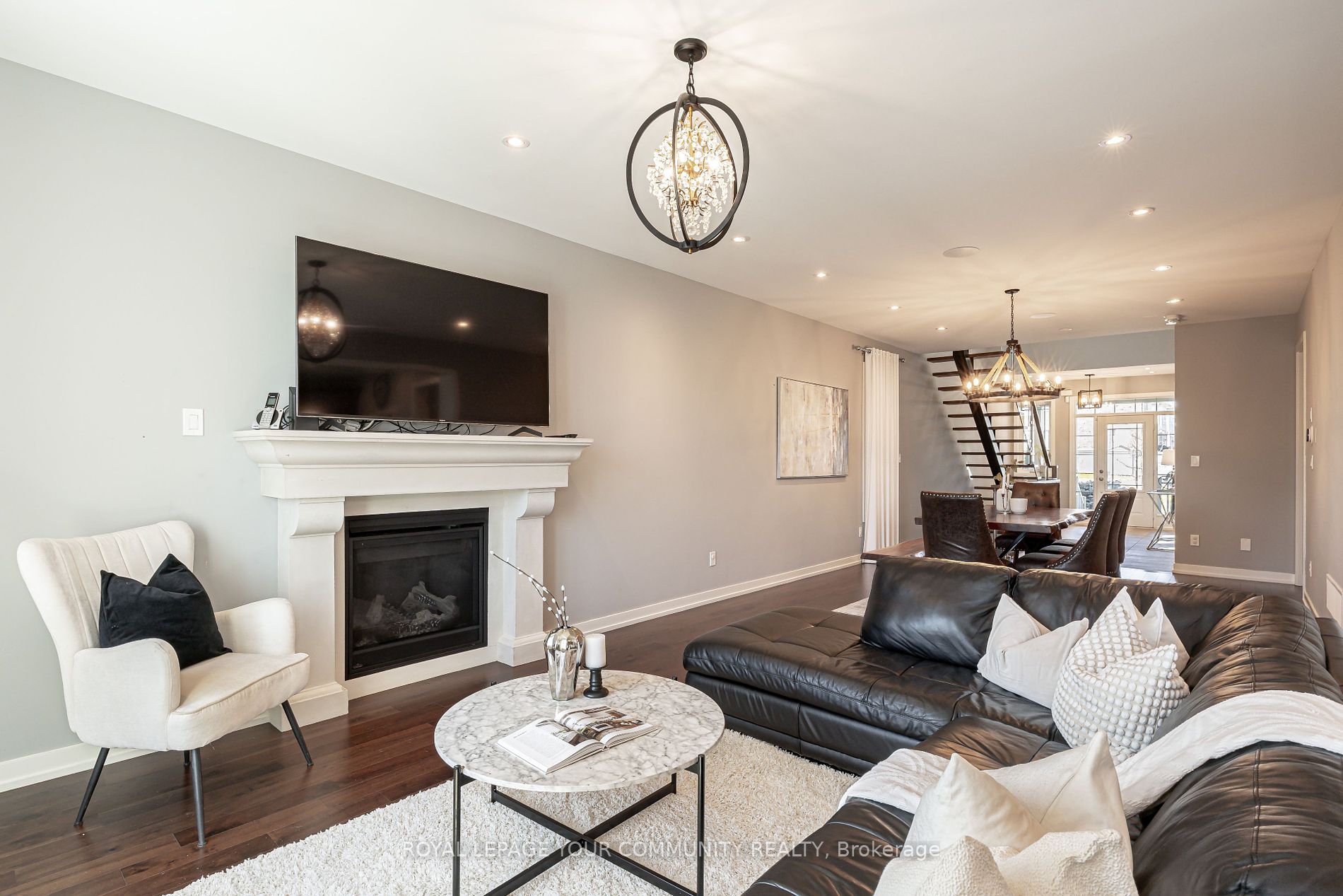 7 Turner Dr