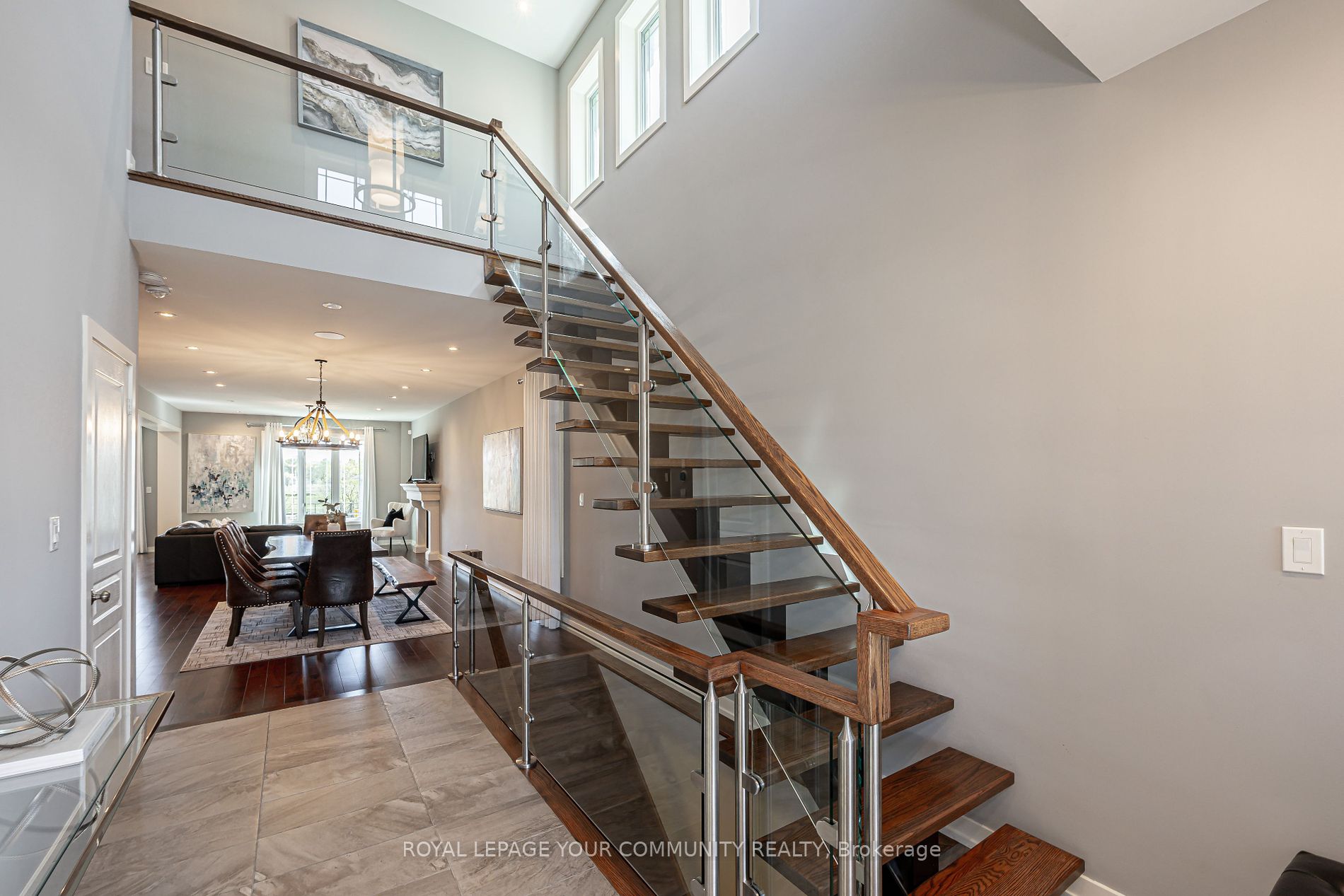 7 Turner Dr
