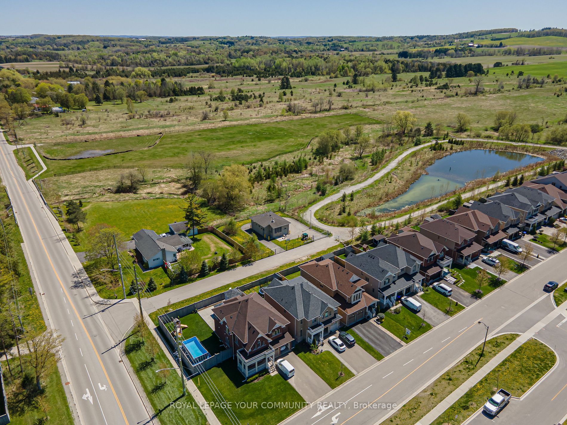 7 Turner Dr