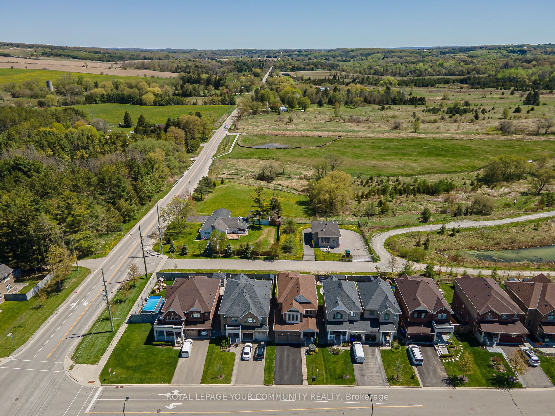 7 Turner Dr