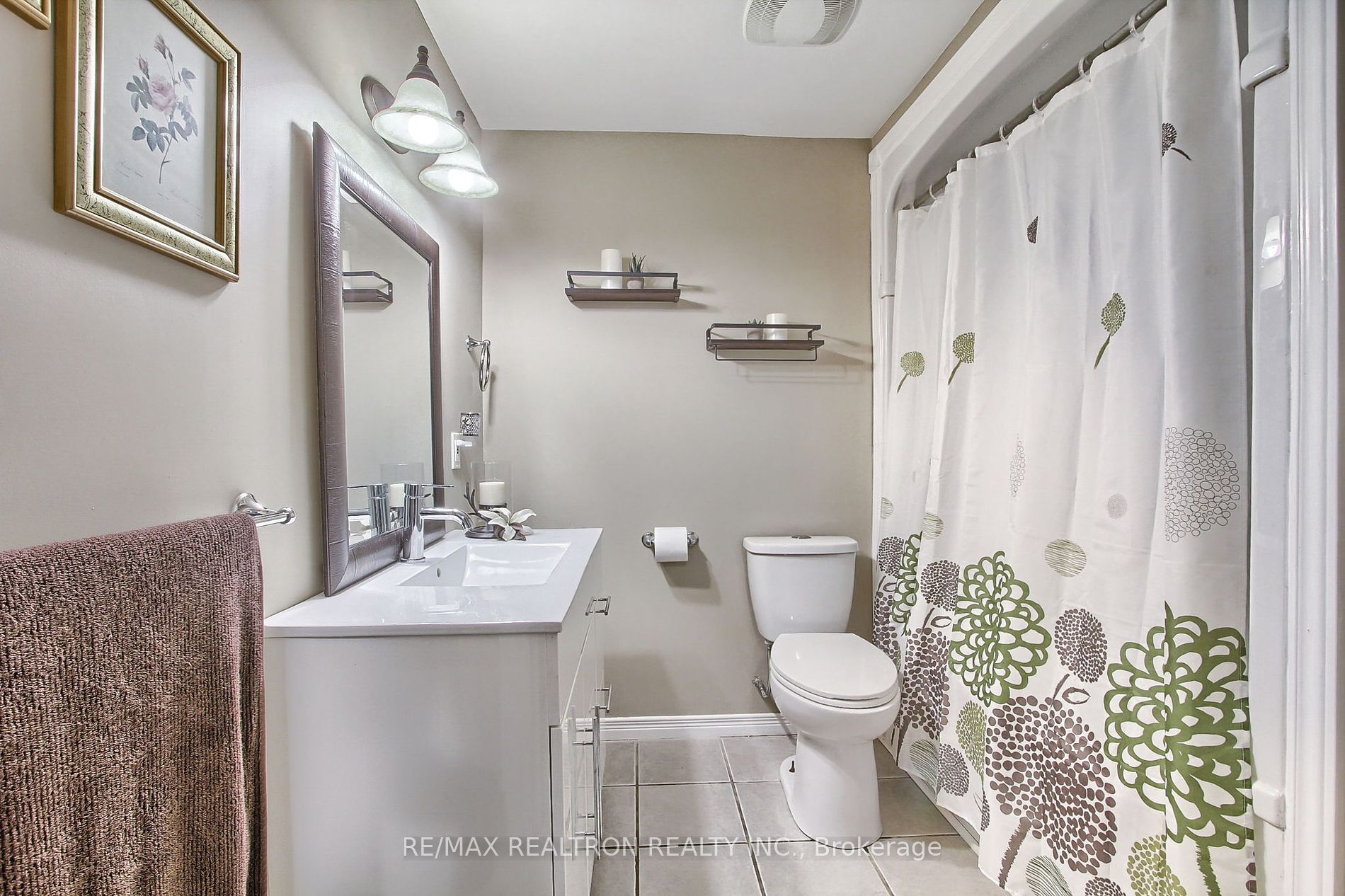 31 Kerfoot Cres