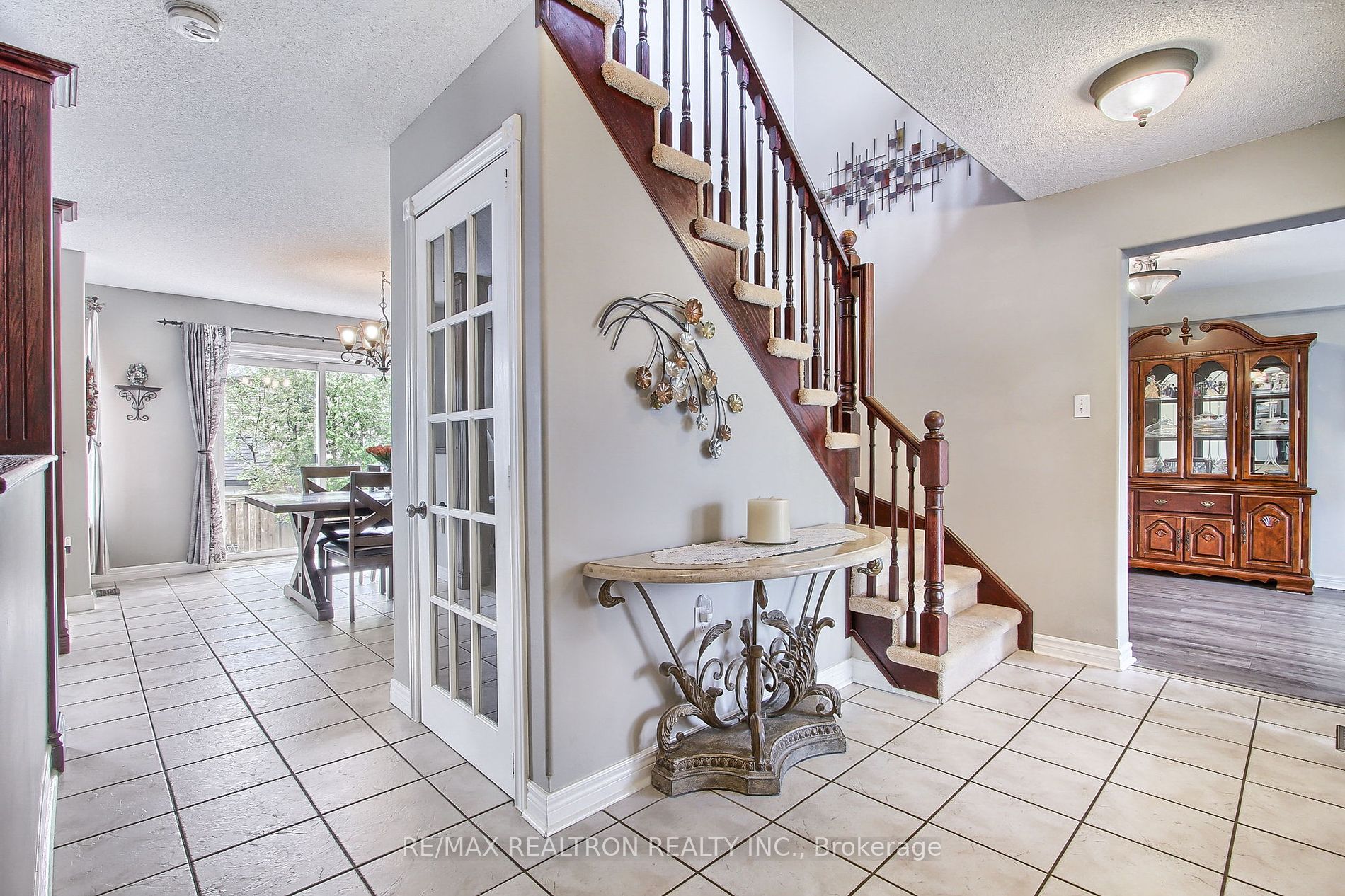 31 Kerfoot Cres
