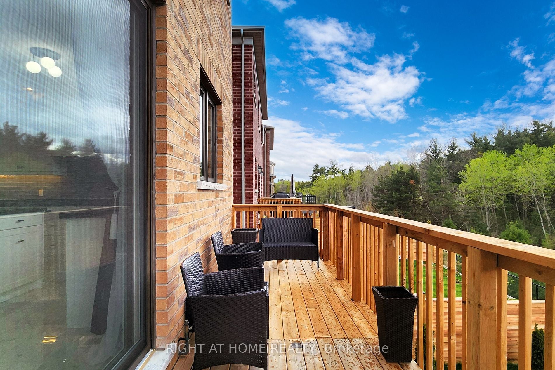 216 Sunset Vista Court E