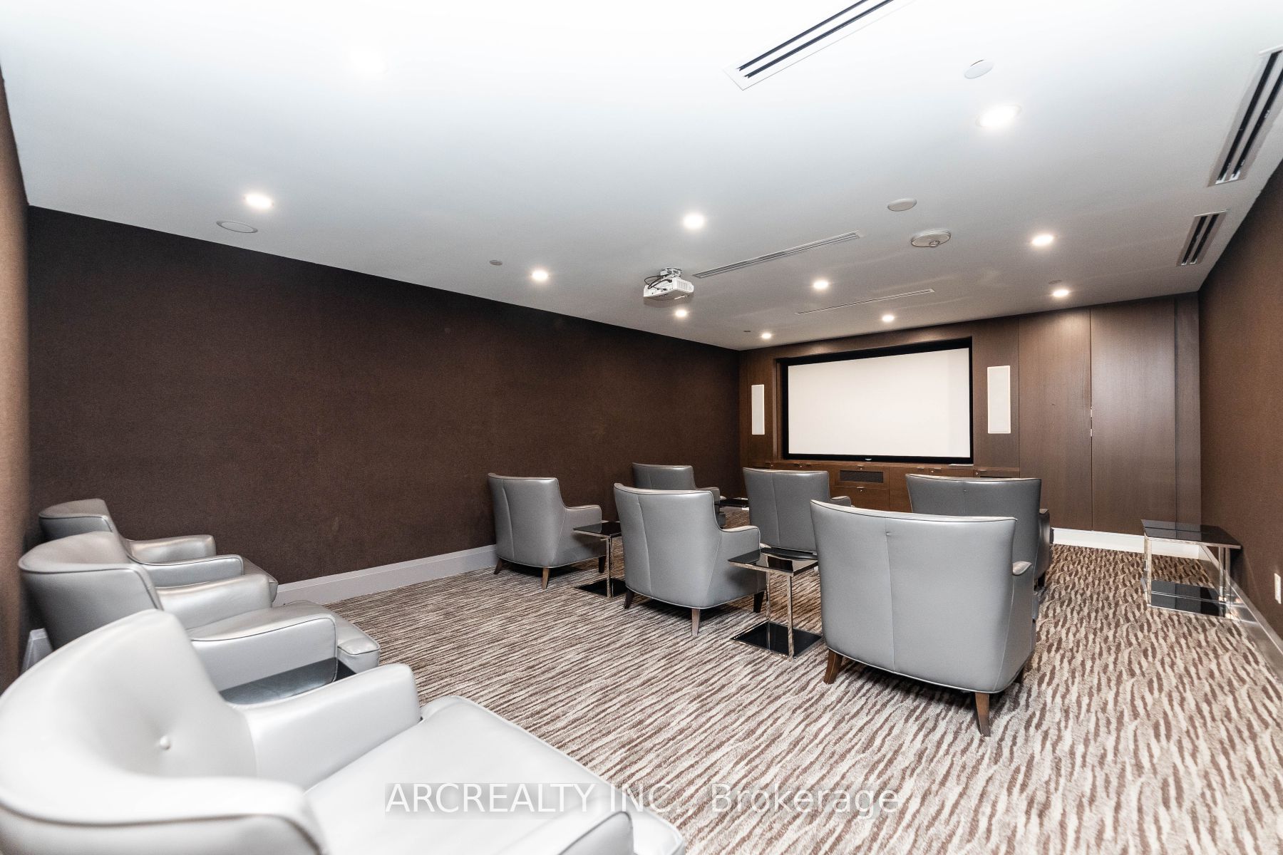 7608 Yonge Street #618