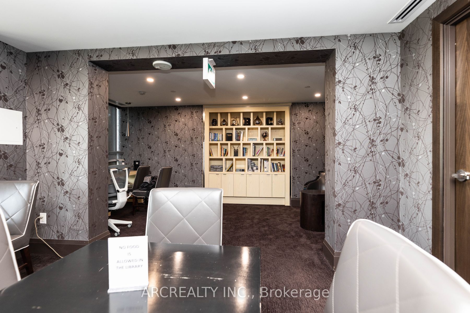 7608 Yonge Street #618