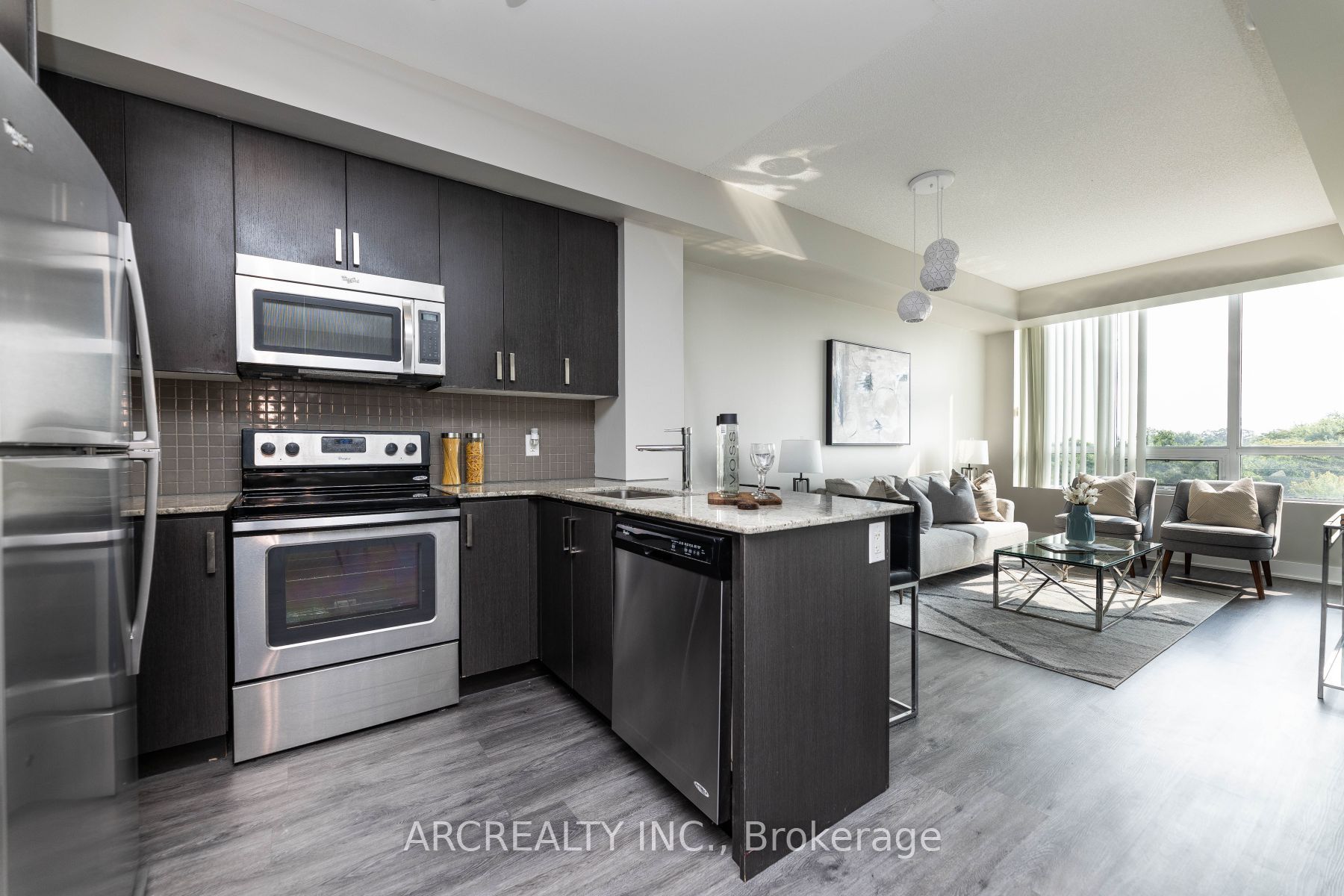 7608 Yonge Street #618