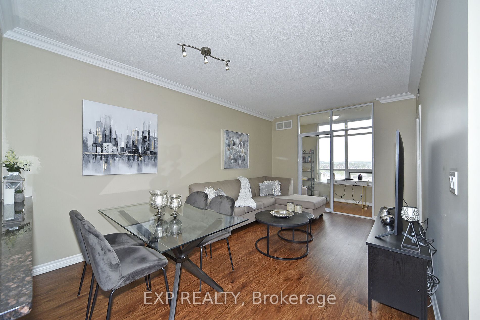 9235 Jane Street, #1404