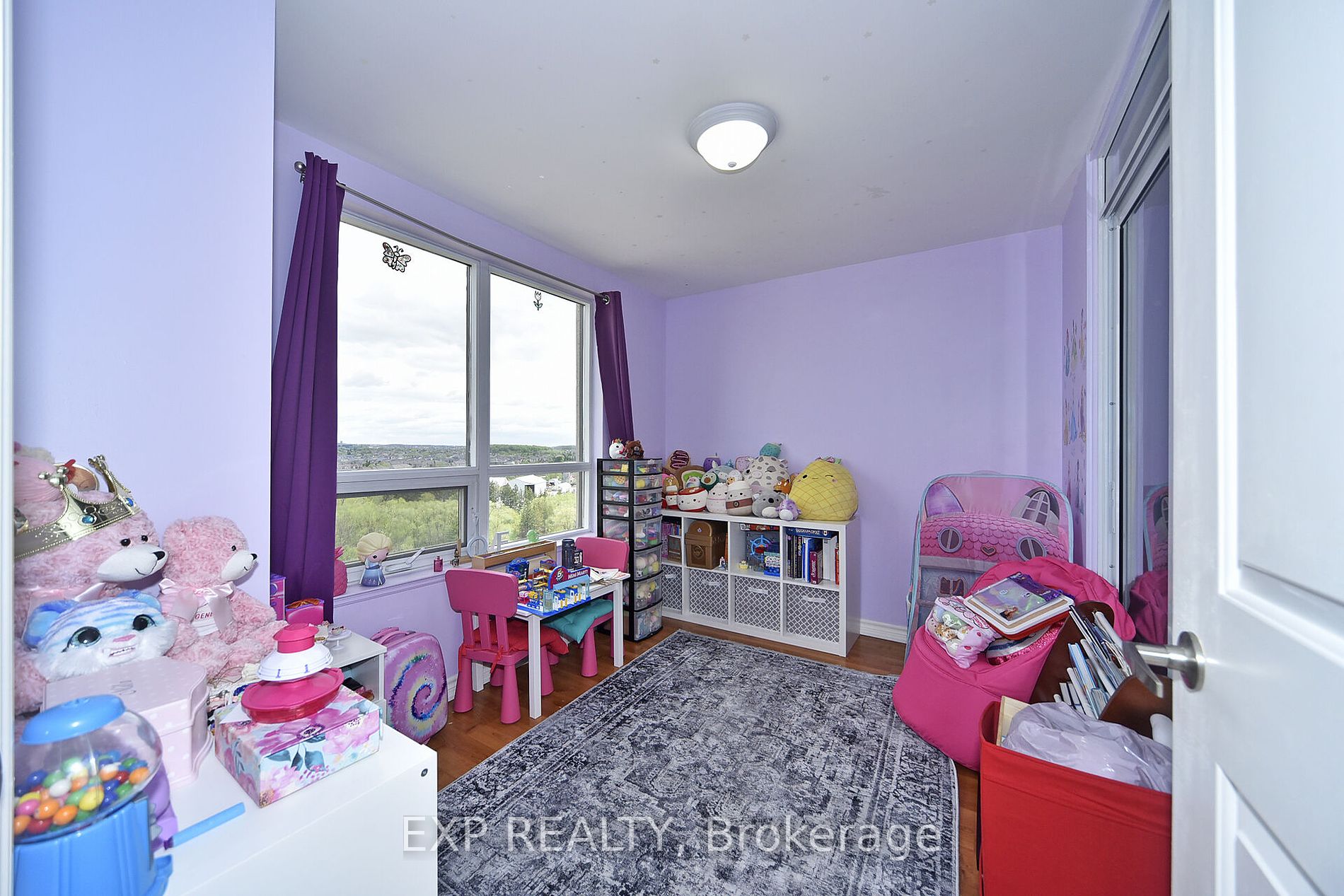 9235 Jane Street, #1404