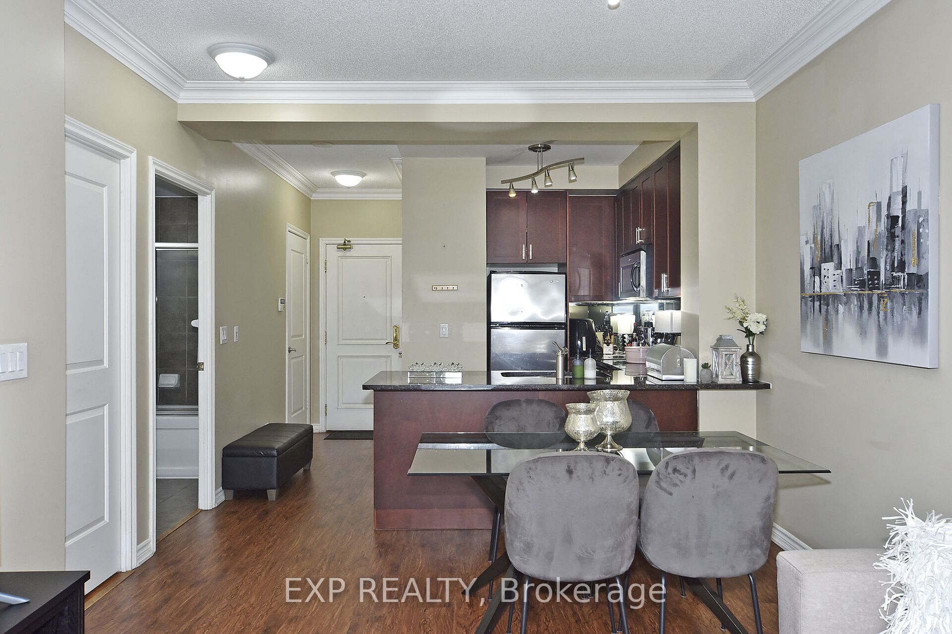 9235 Jane Street, #1404