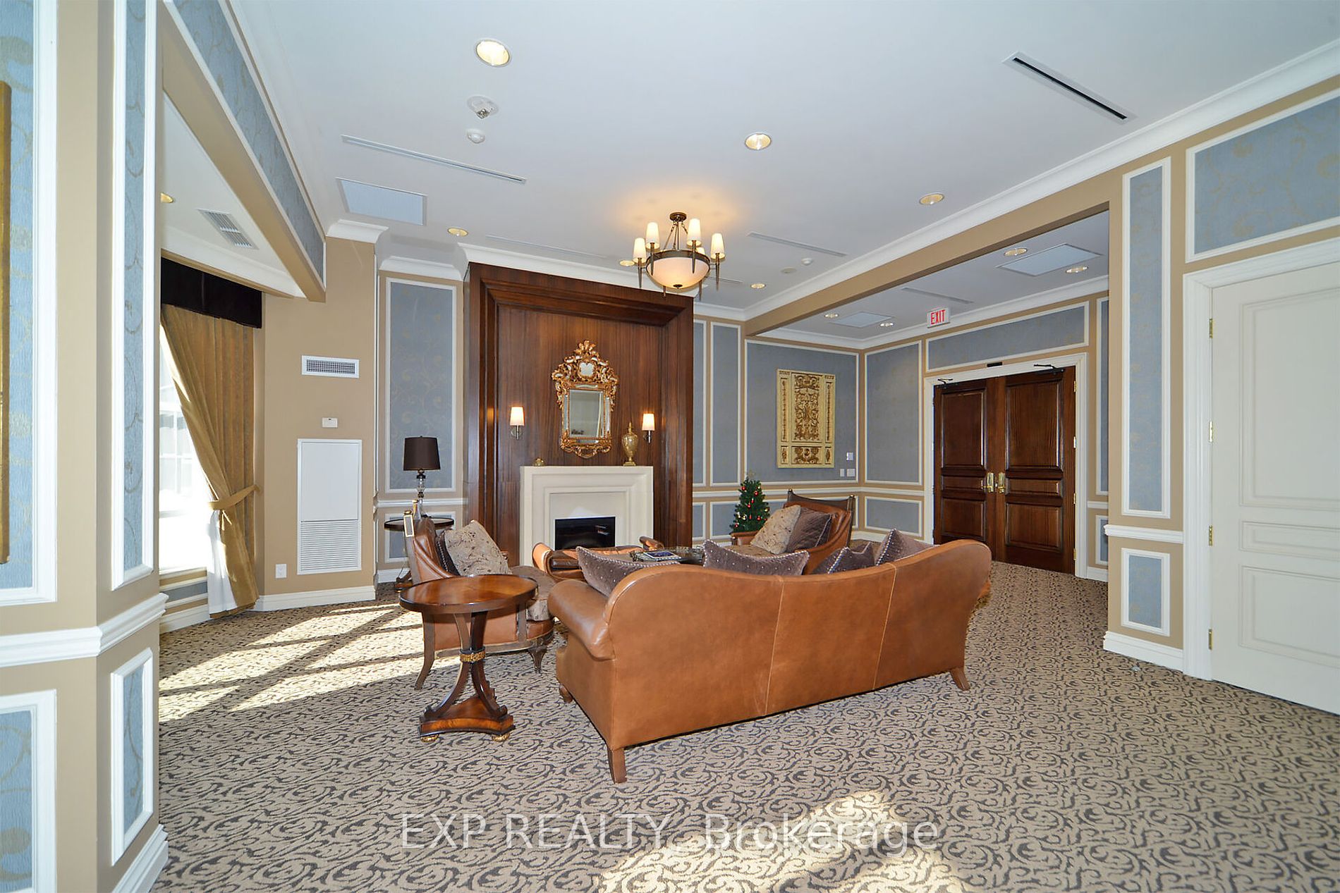 9235 Jane Street, #1404