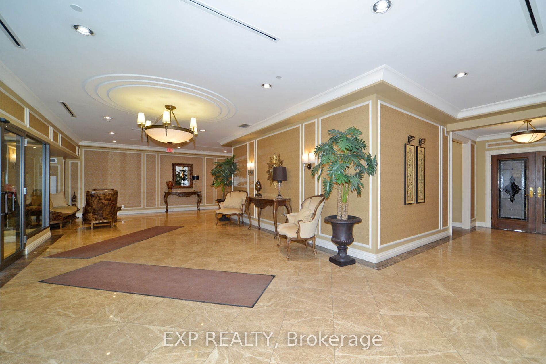 9235 Jane Street, #1404