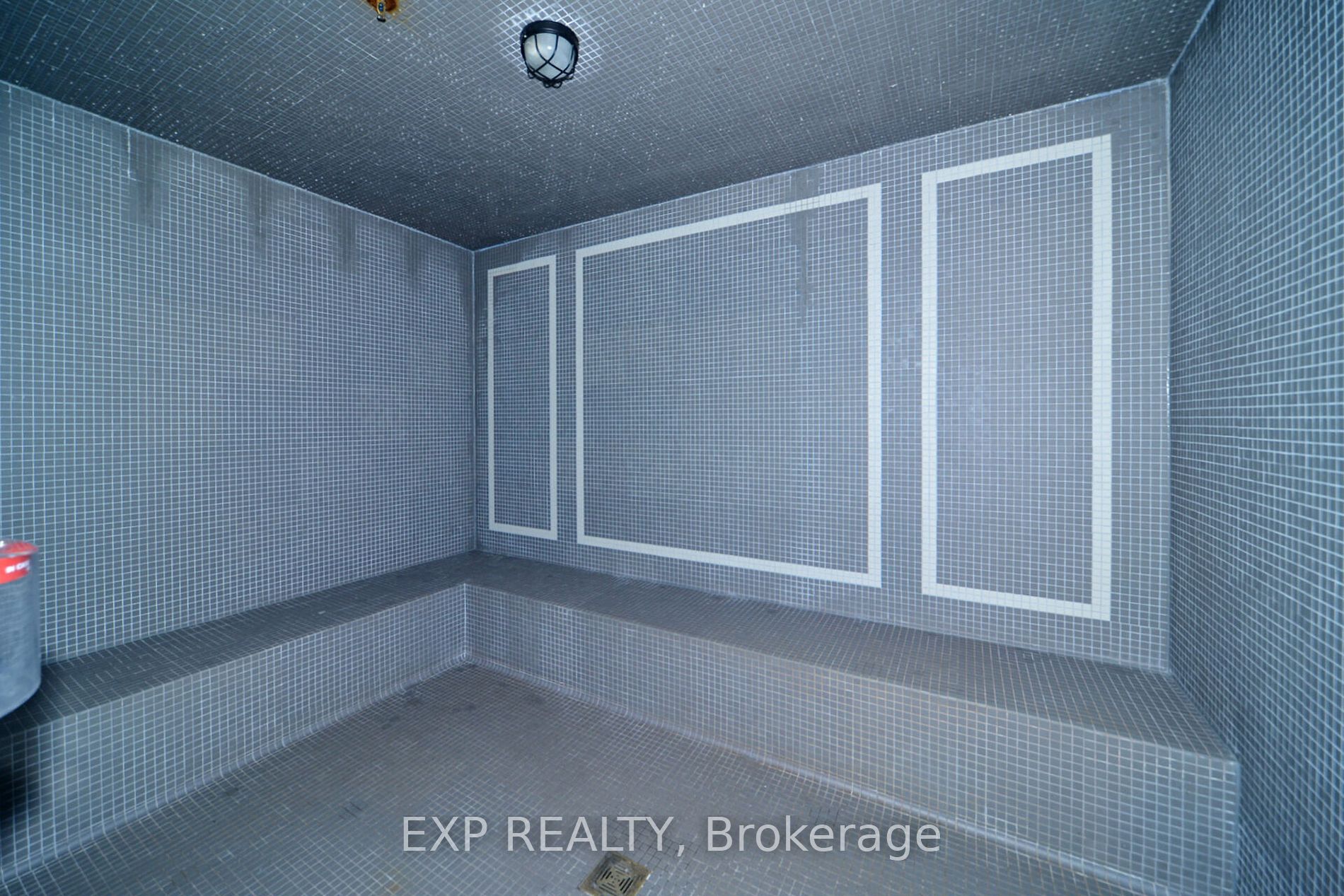 9235 Jane Street, #1404