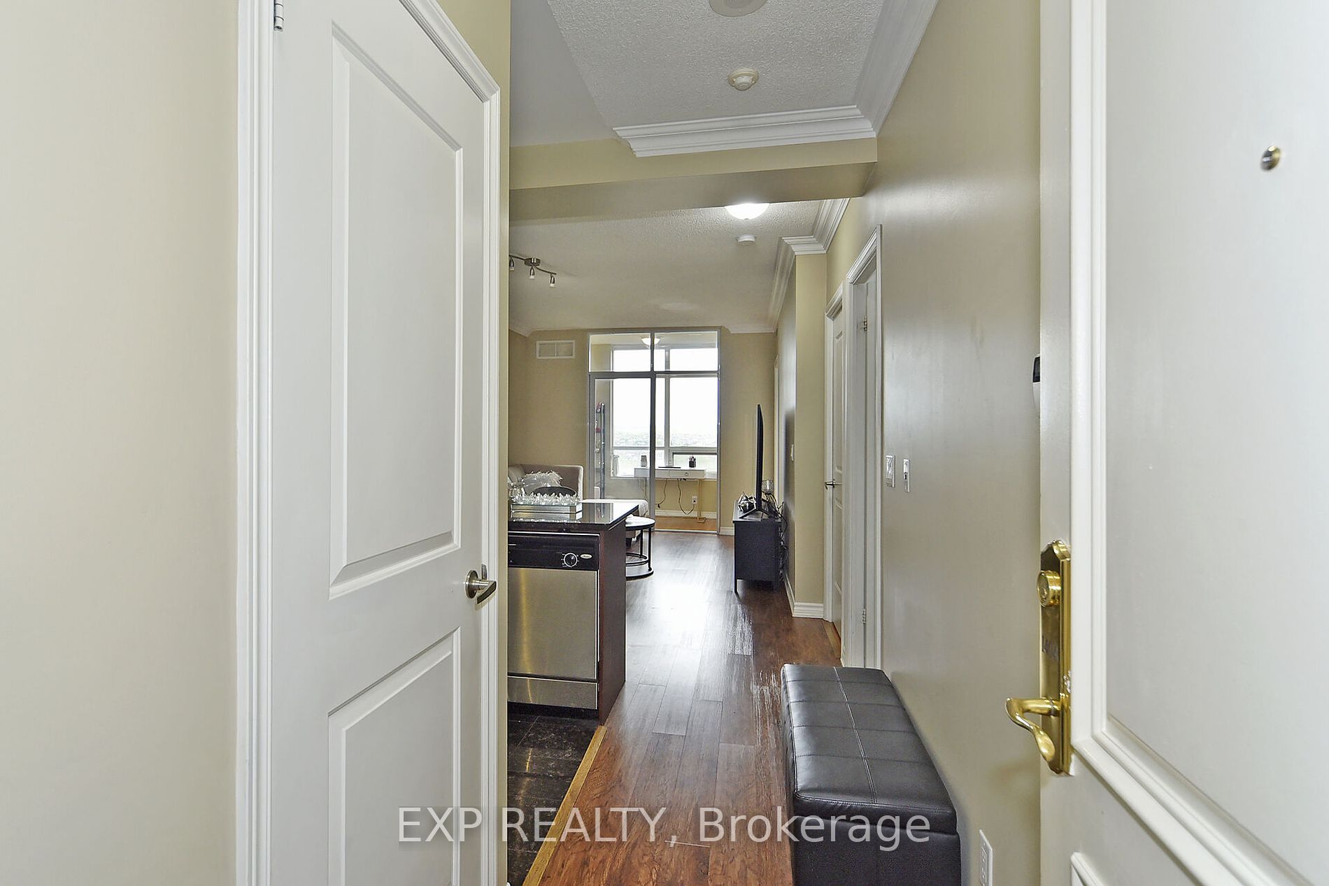 9235 Jane Street, #1404