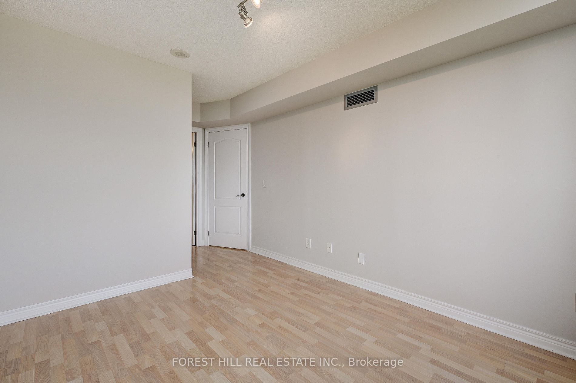 15 North Park Rd, #1509