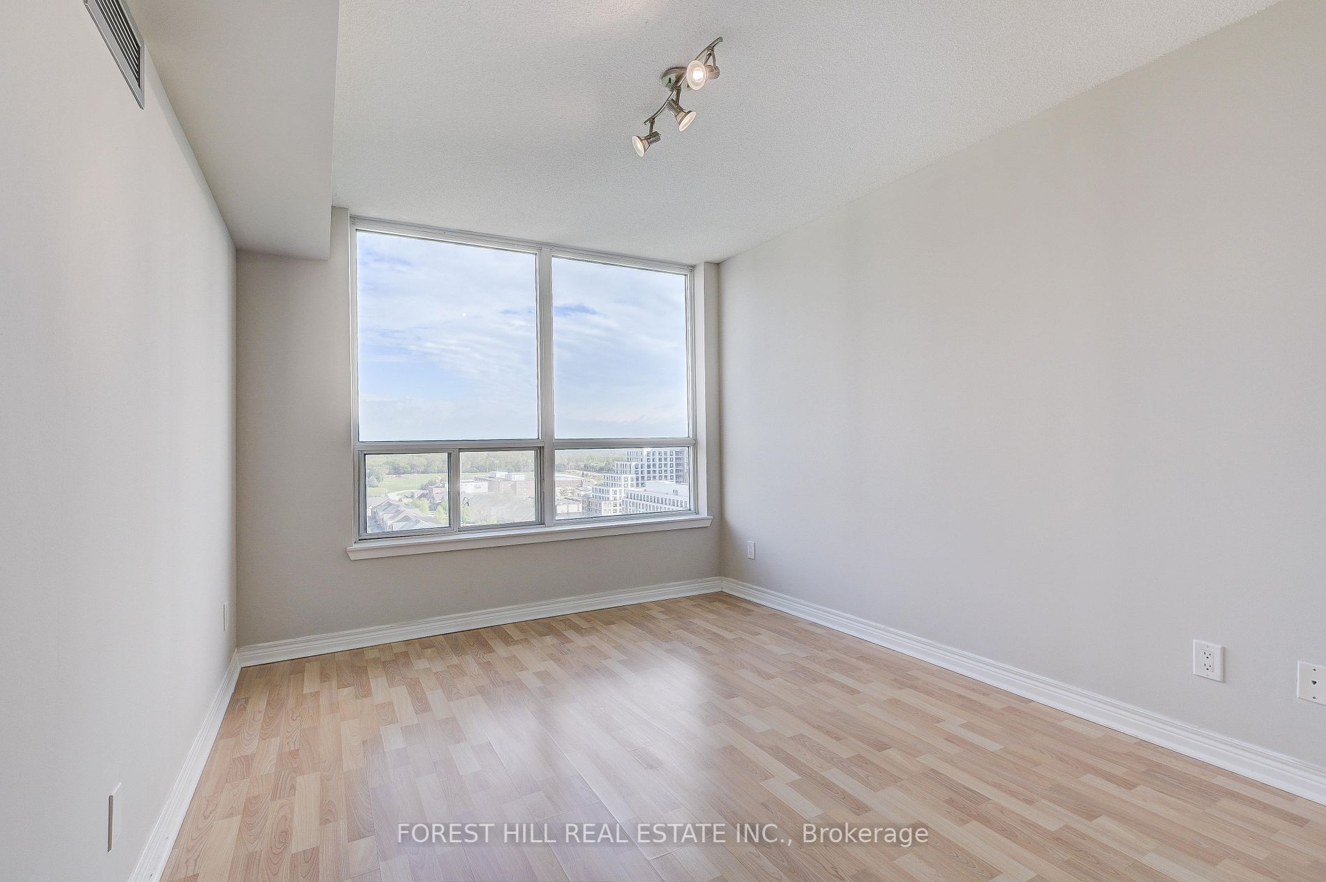 15 North Park Rd, #1509