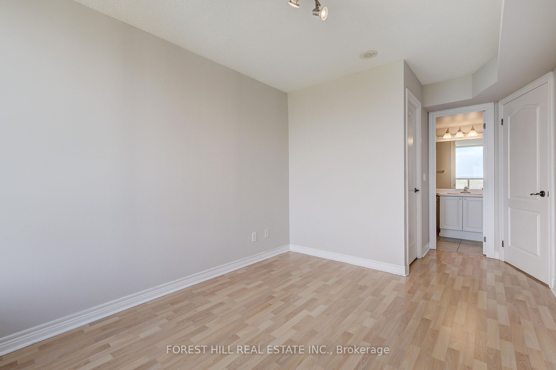 15 North Park Rd, #1509