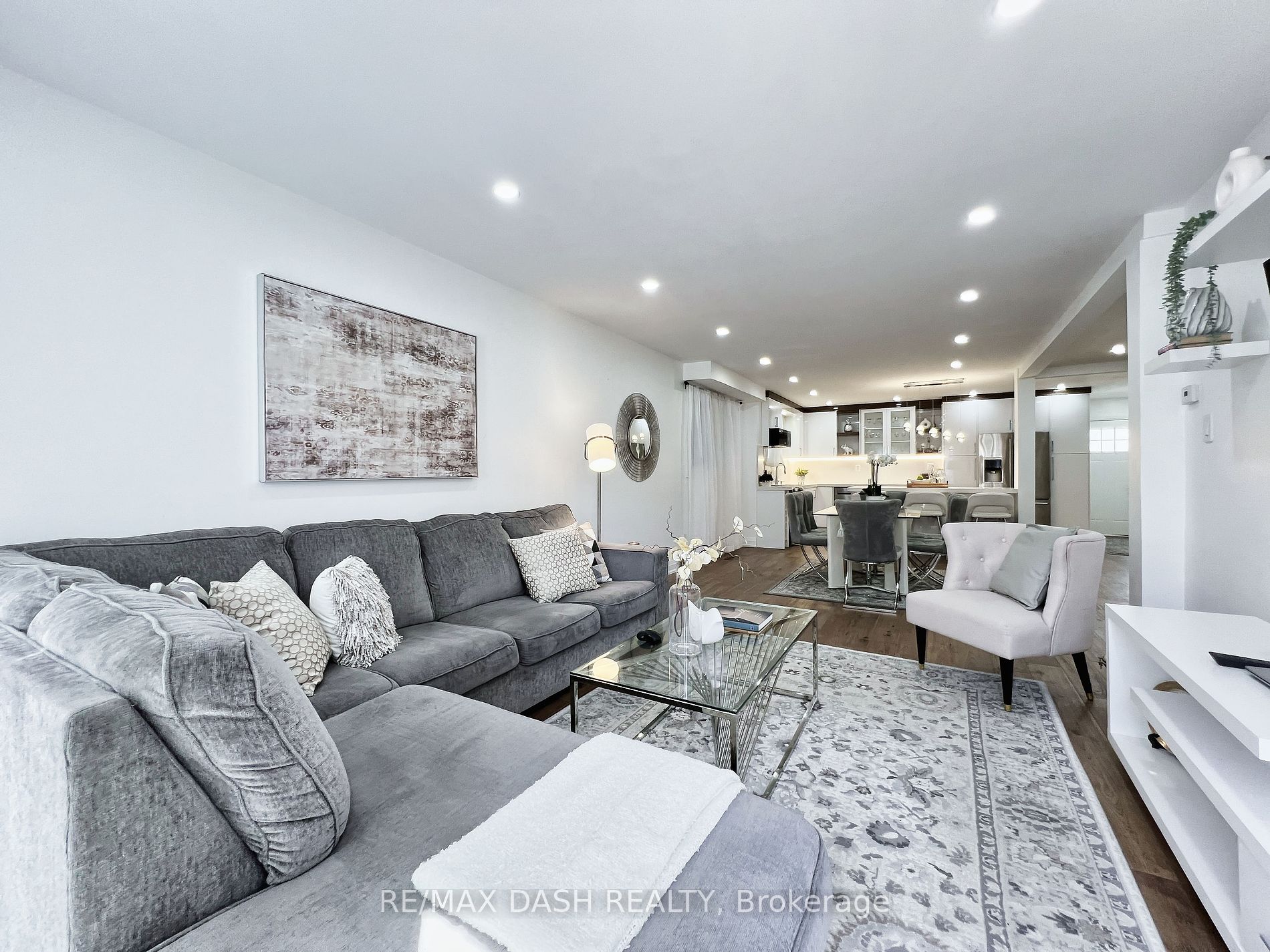 14 Mortimer Crt