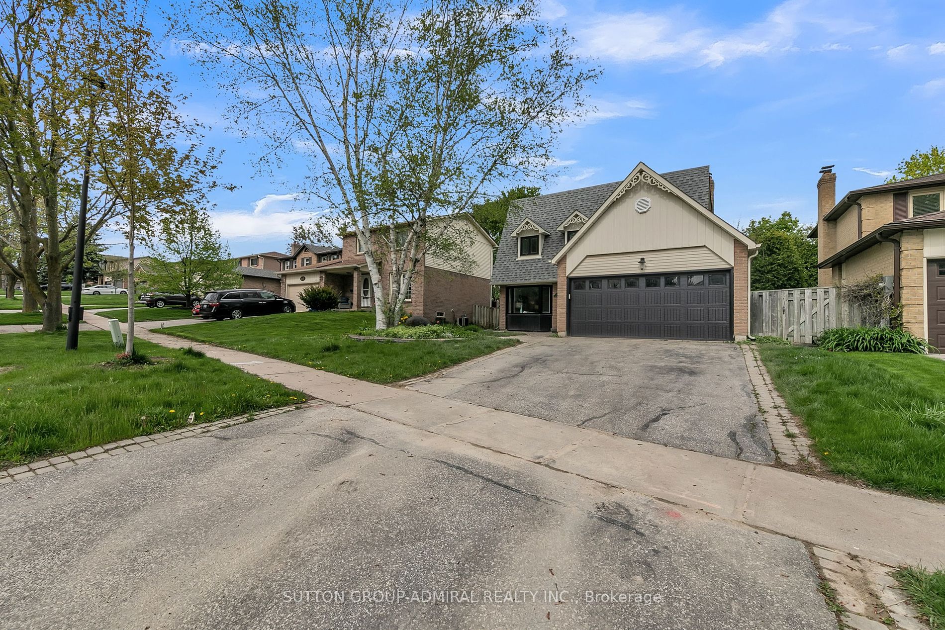 371 Erin Tr